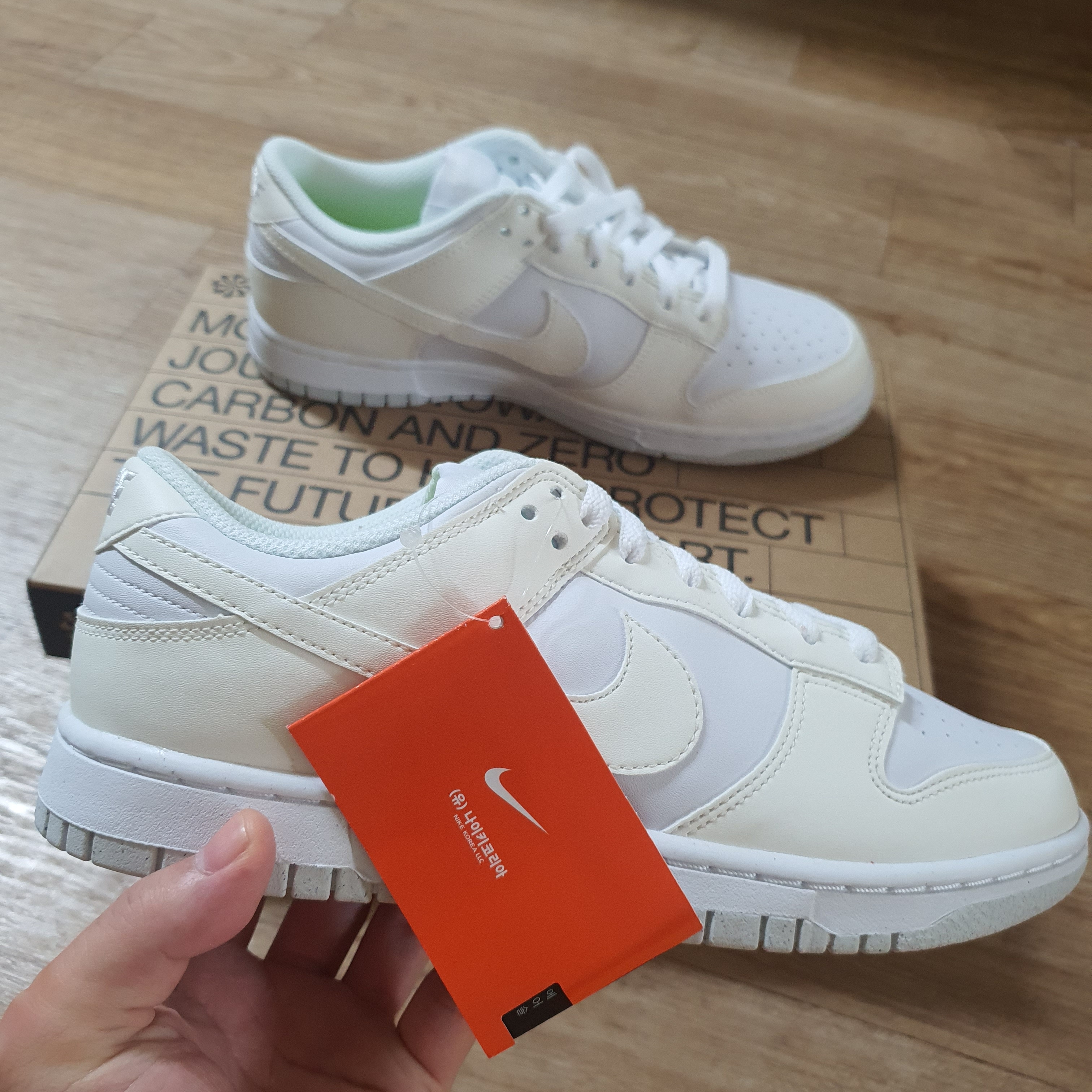 (W) Nike Dunk Low Next Nature Sail 착용 스타일 - 3