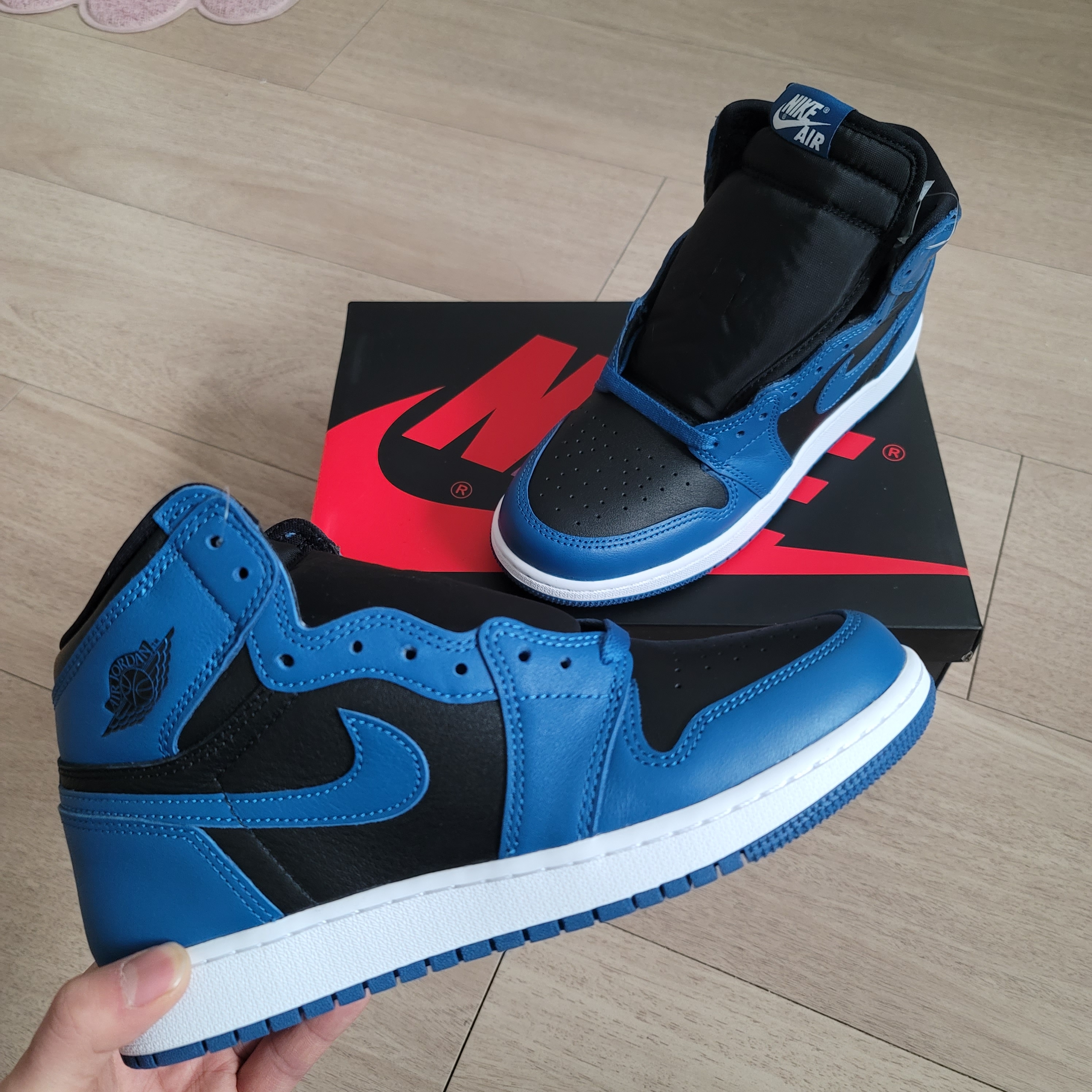 (GS) Jordan 1 Retro High OG Dark Marina Blue 착용 스타일 - 2