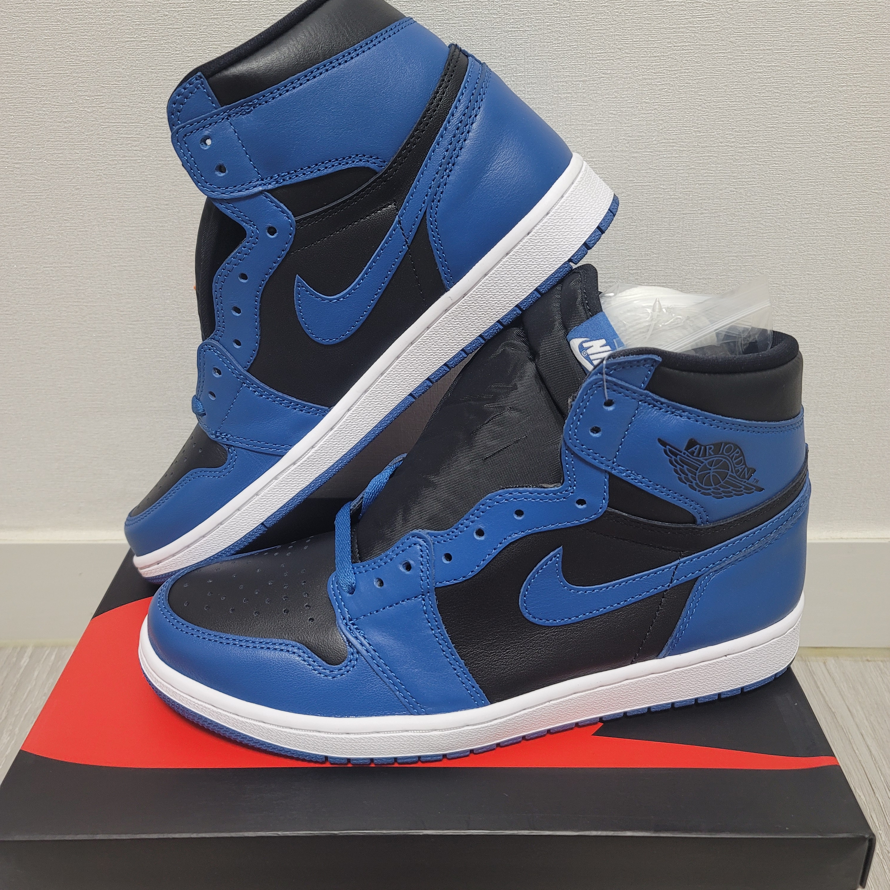 Jordan 1 Retro High OG Dark Marina Blue 착용 스타일