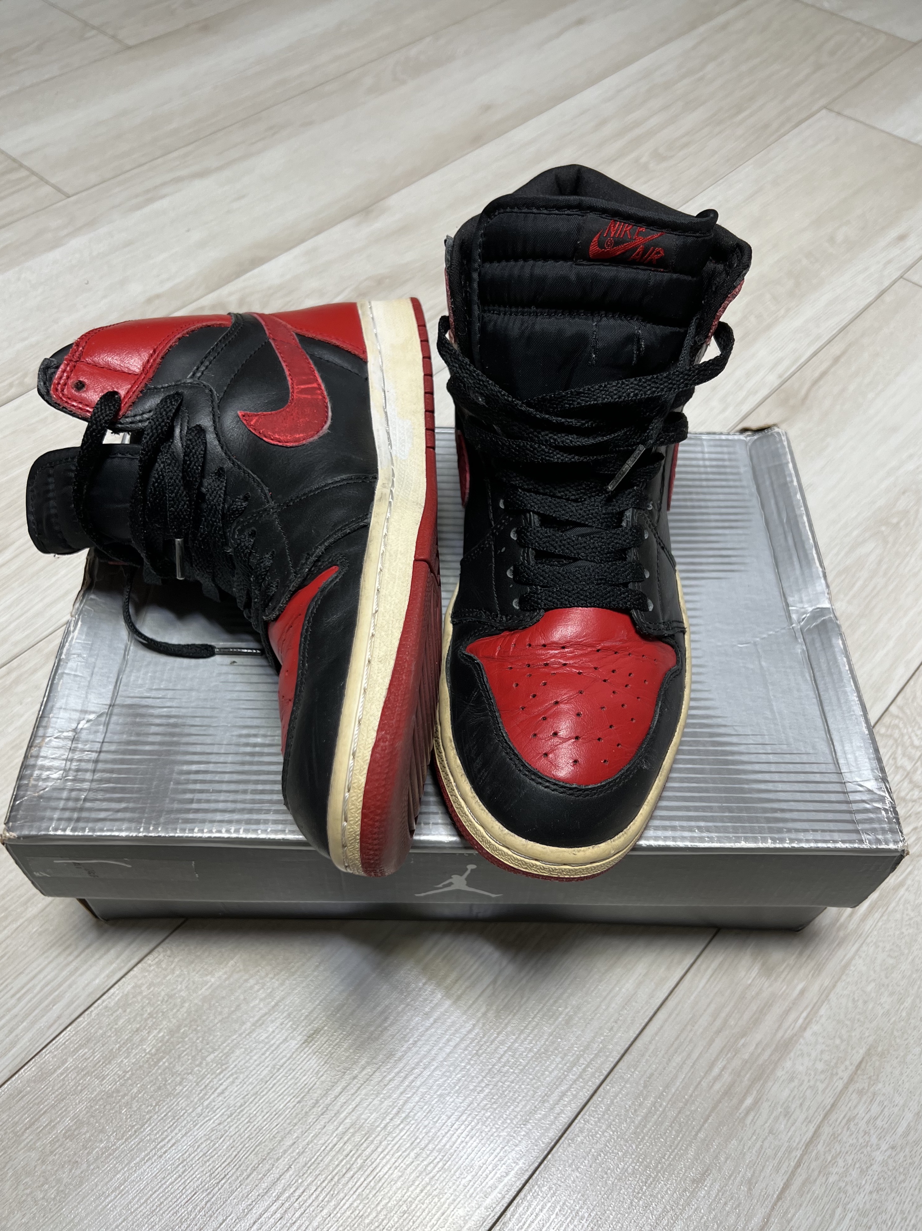 Jordan 1 Retro Bred 2001 착용 스타일 - 2