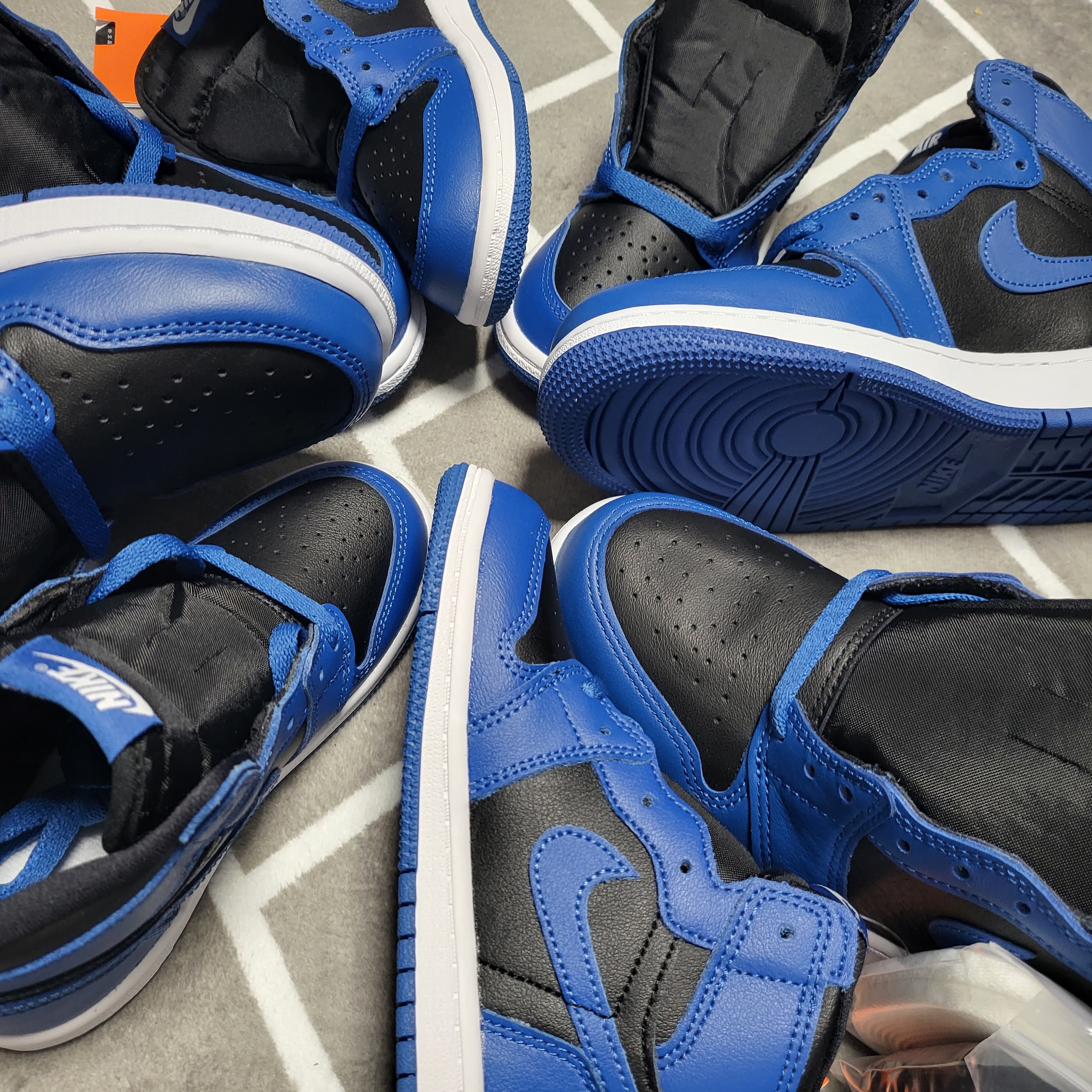 Jordan 1 Retro High OG Dark Marina Blue, (GS) Jordan 1 Retro High OG Dark Marina Blue 착용 스타일 - 4