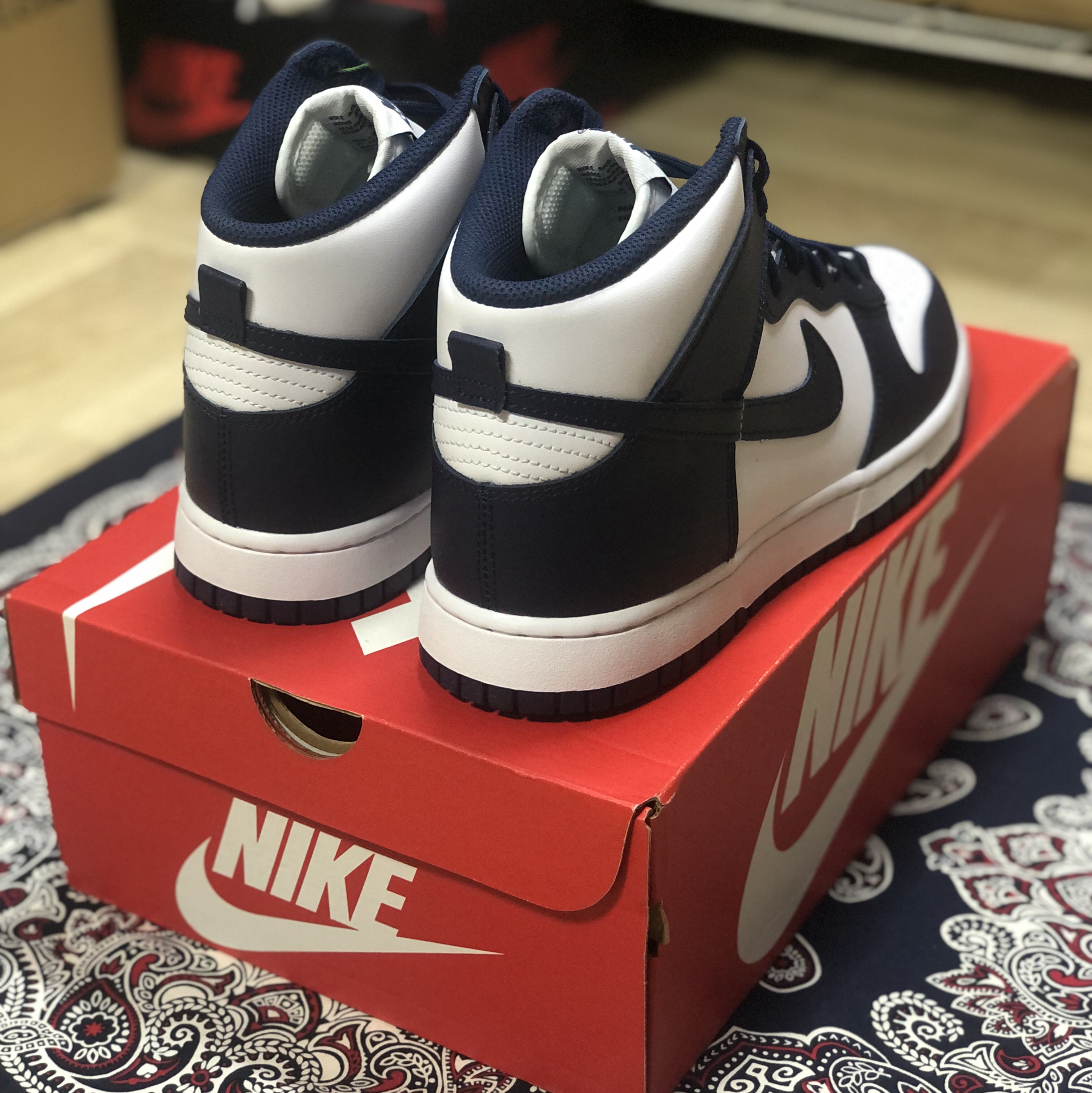 Nike Dunk High Retro Championship Navy 착용 스타일 - 5