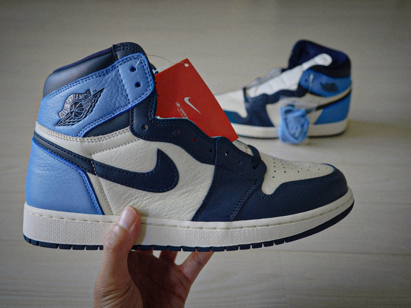 Jordan 1 Retro High Obsidian UNC 착용 스타일