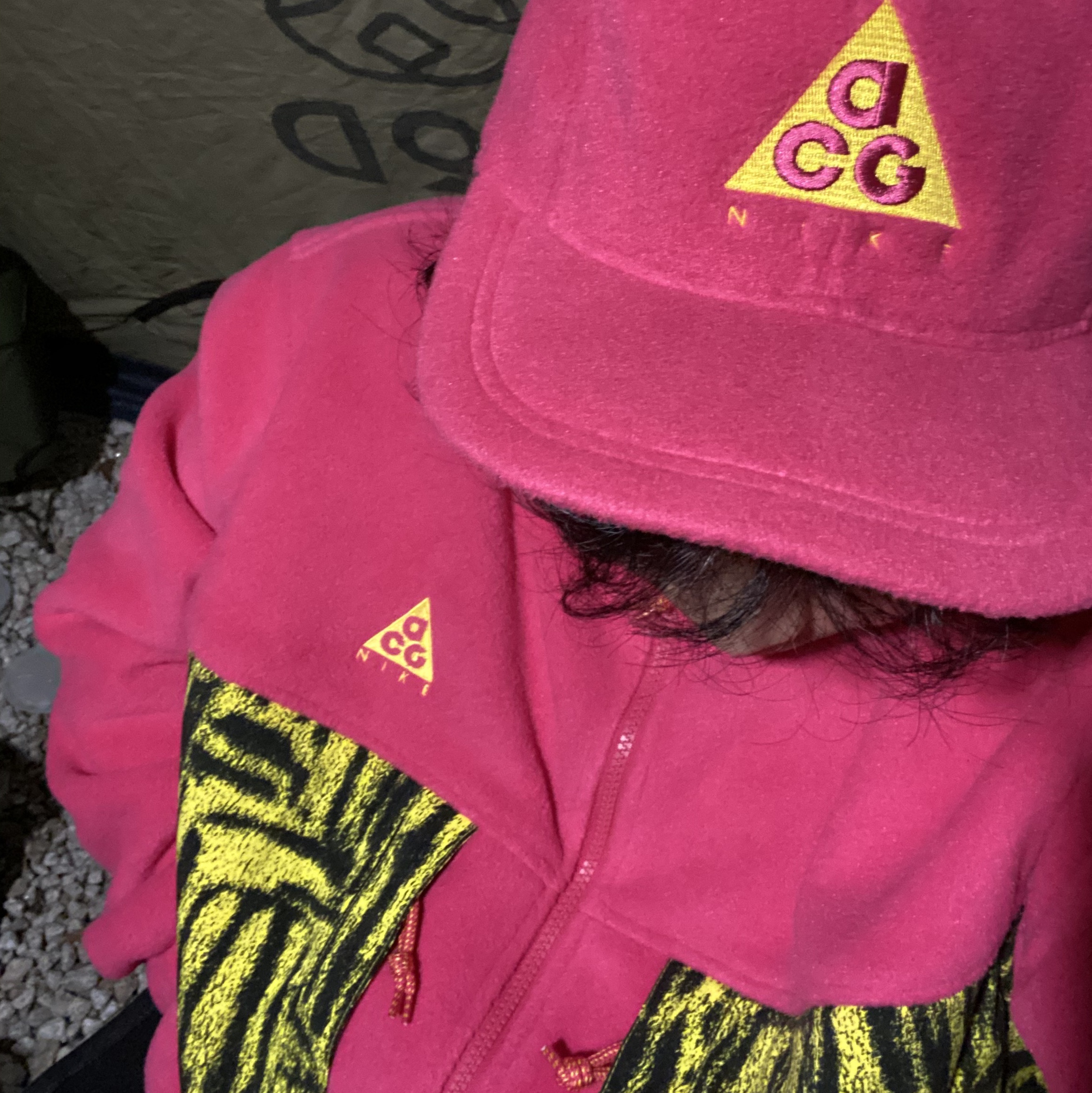 Nike ACG Microfleece Jacket Rush Pink - US/EU, Nike ACG AW84 Fleece Cap Rush Pink 착용 스타일