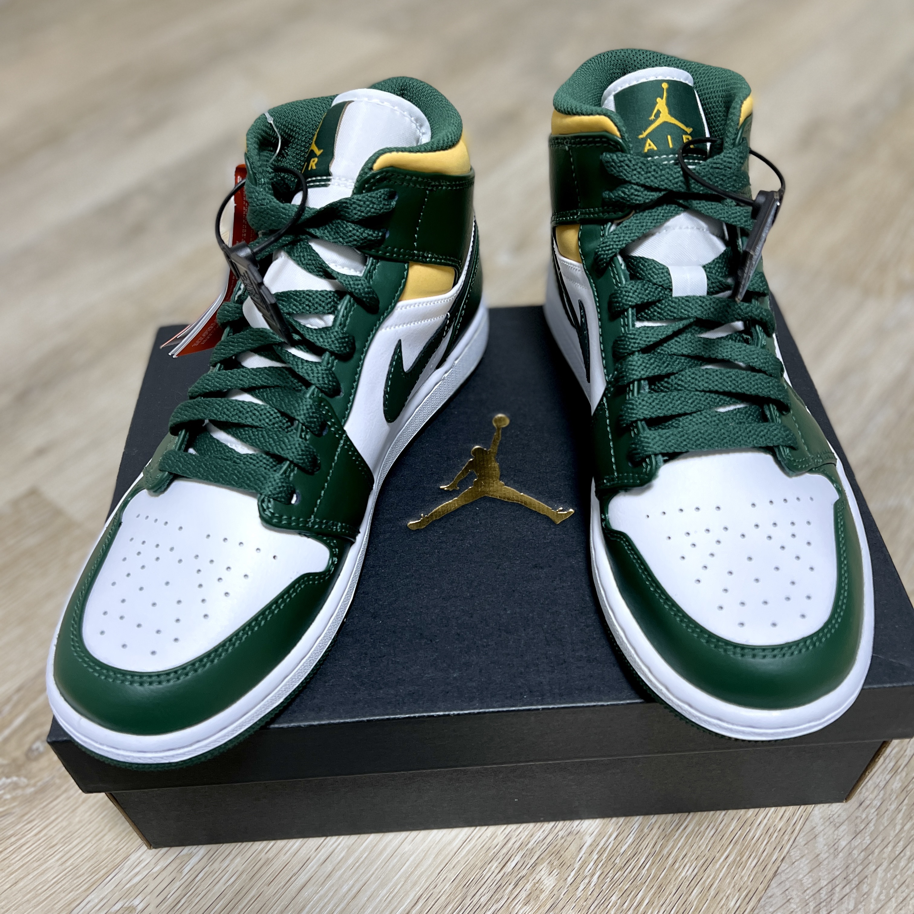 Jordan 1 Mid Sonics 2021 착용 스타일