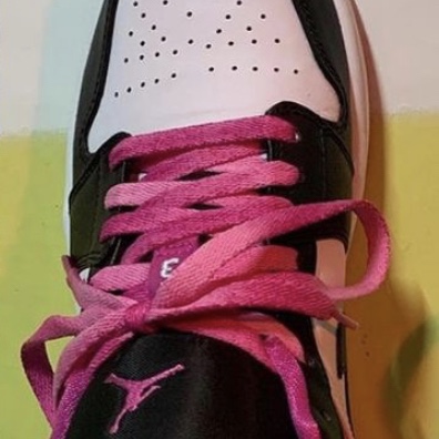 Jordan 1 Low SE Fuchsia 착용 스타일