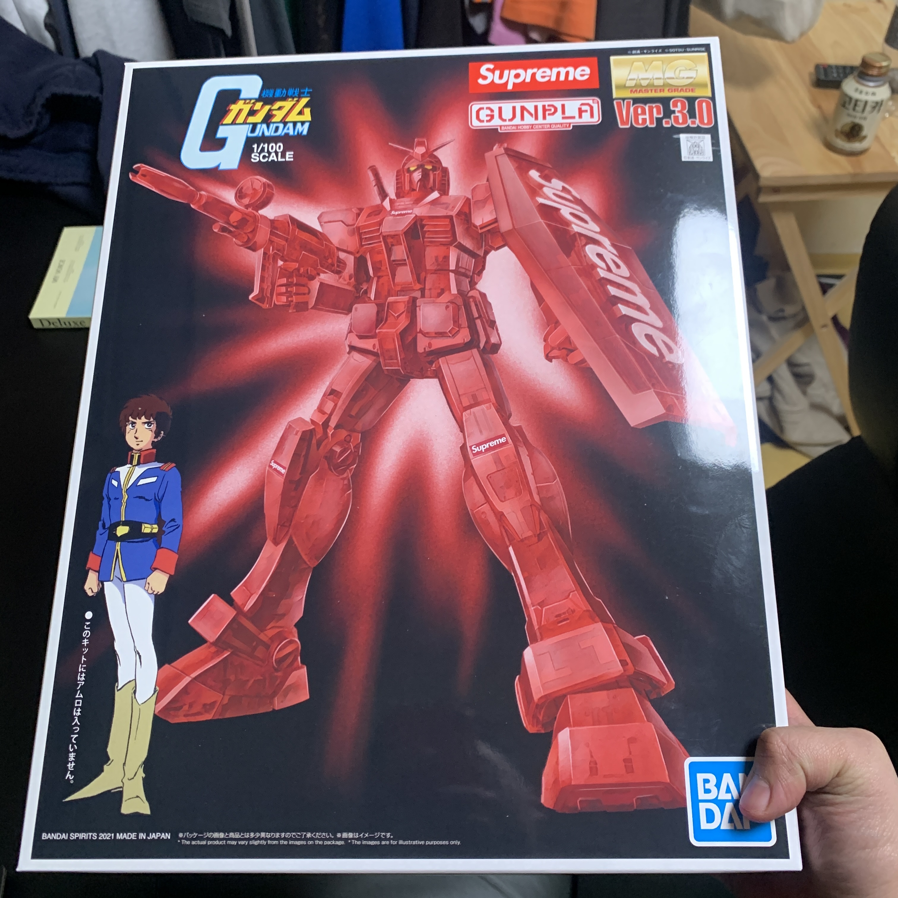 Supreme MG 1/100 RX-78-2 Gundam Ver. 3.0 착용 스타일 - 1