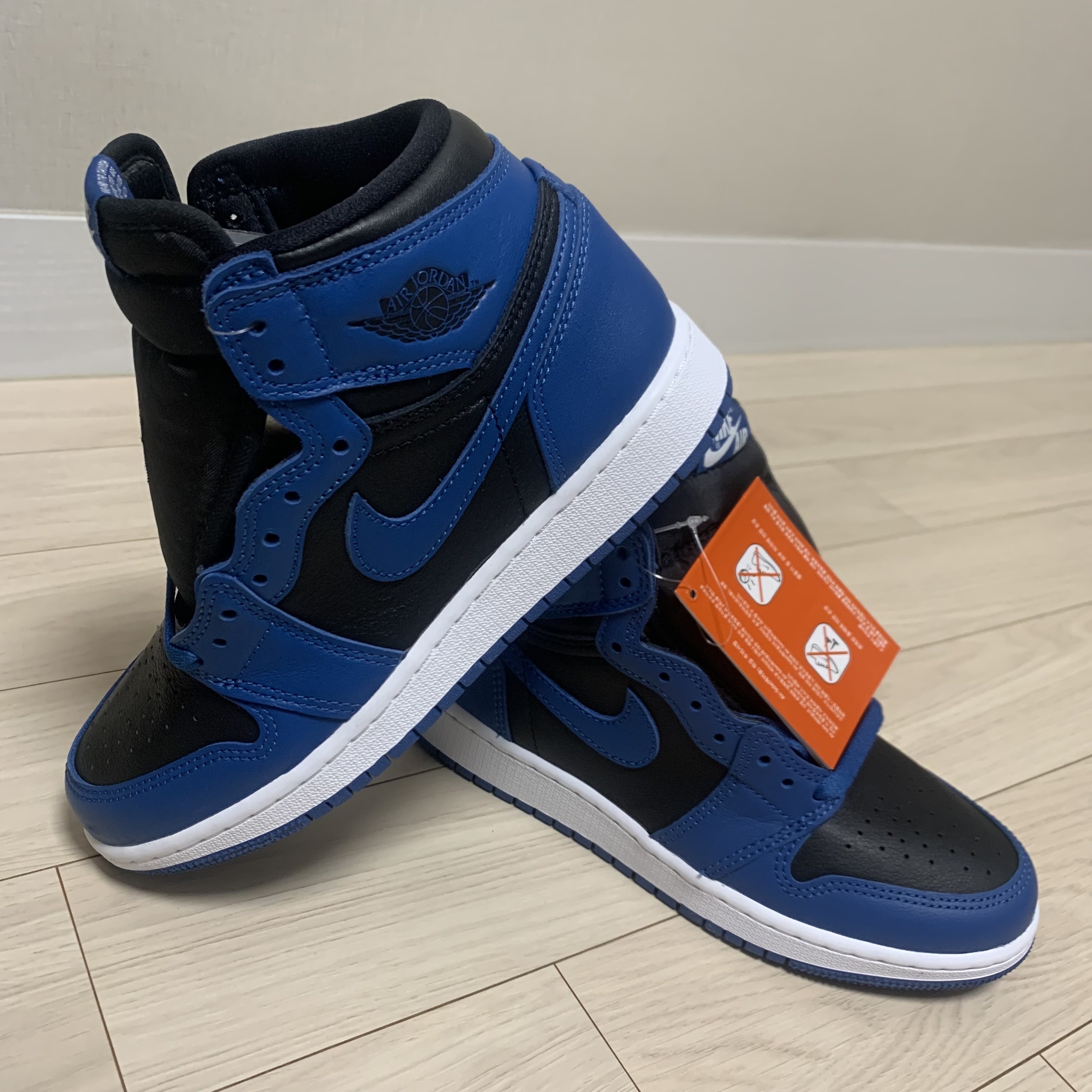 Jordan 1 Retro High OG Dark Marina Blue 착용 스타일 - 3