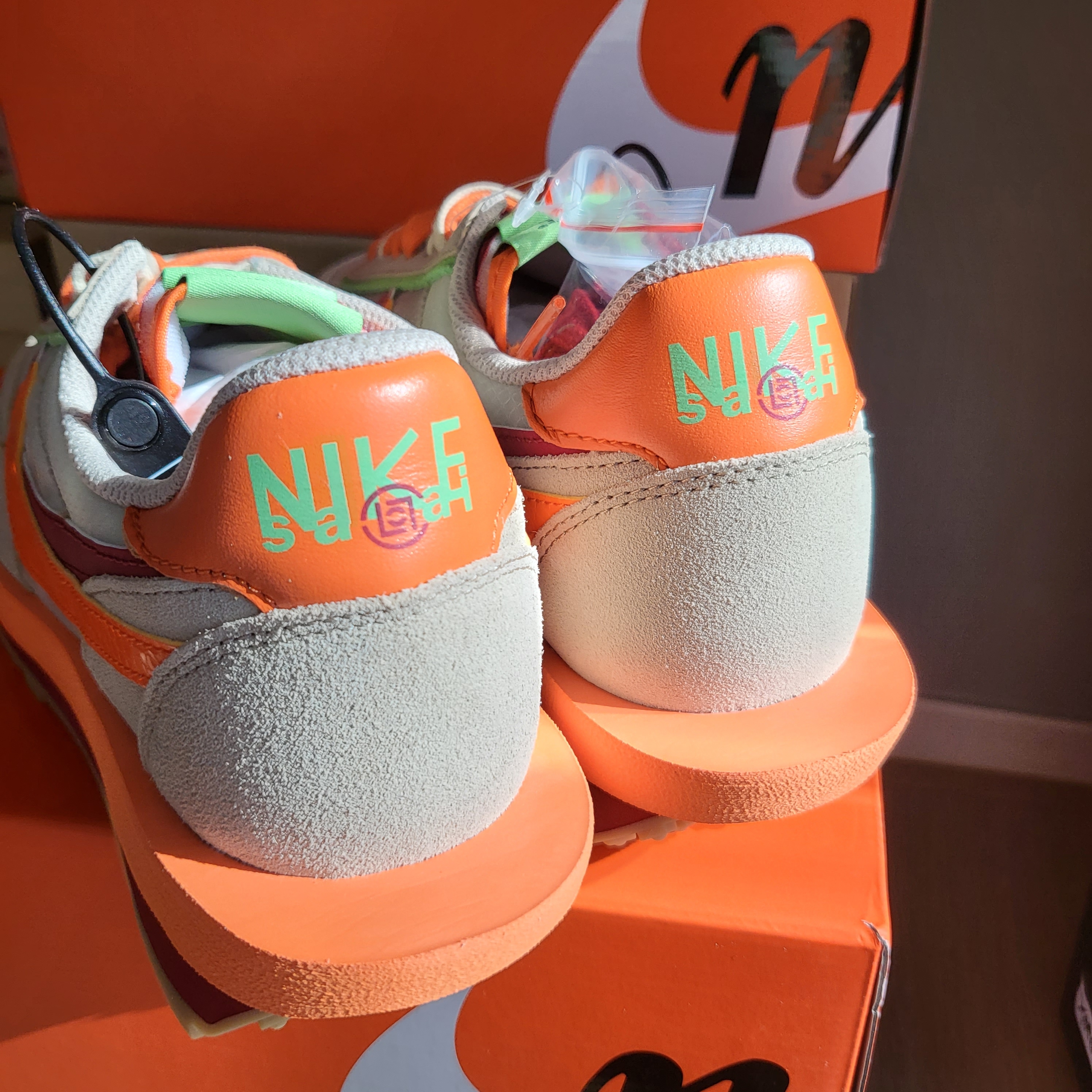 Nike x Sacai x Clot LDWaffle Orange Blaze 착용 스타일 - 3