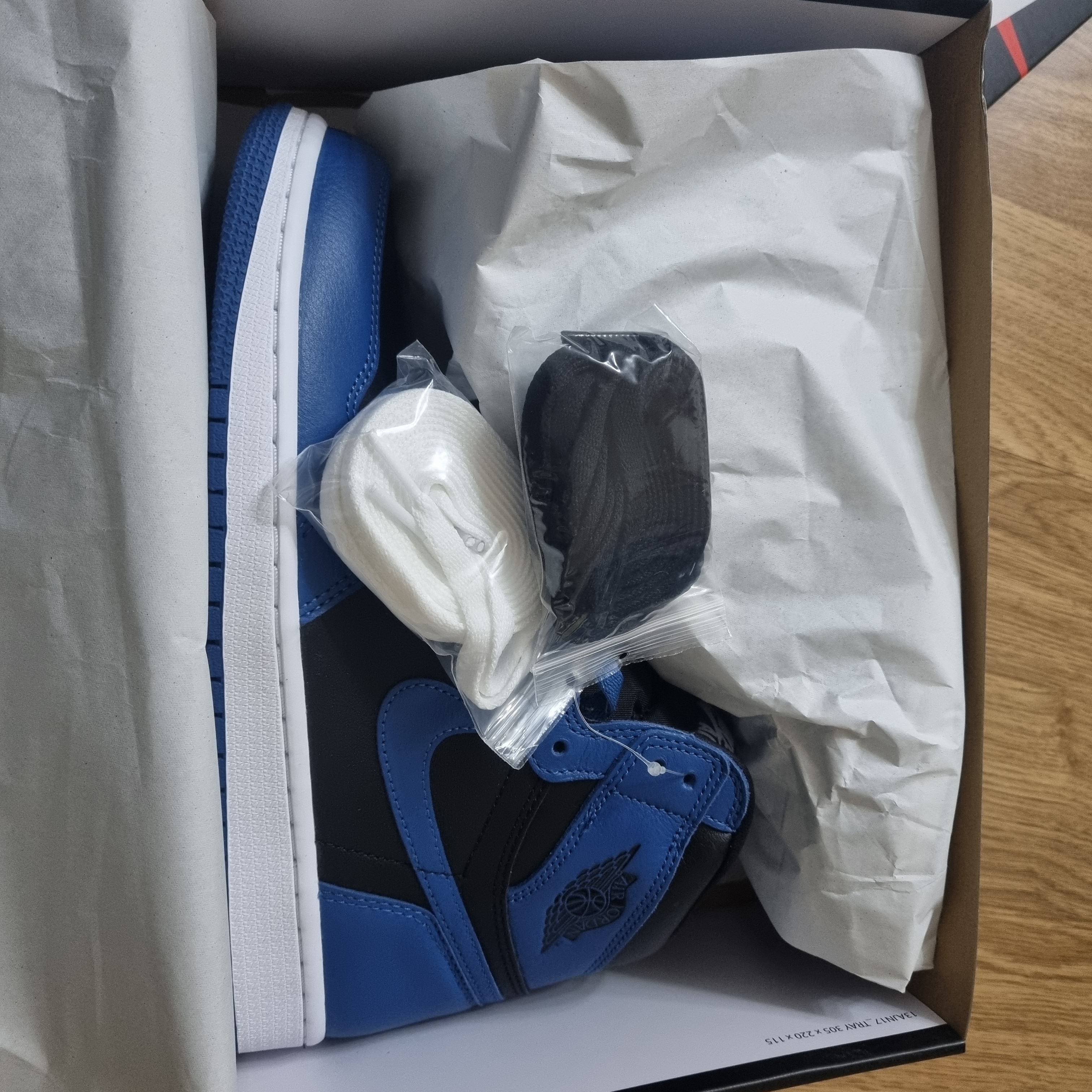 Jordan 1 Retro High OG Dark Marina Blue 착용 스타일