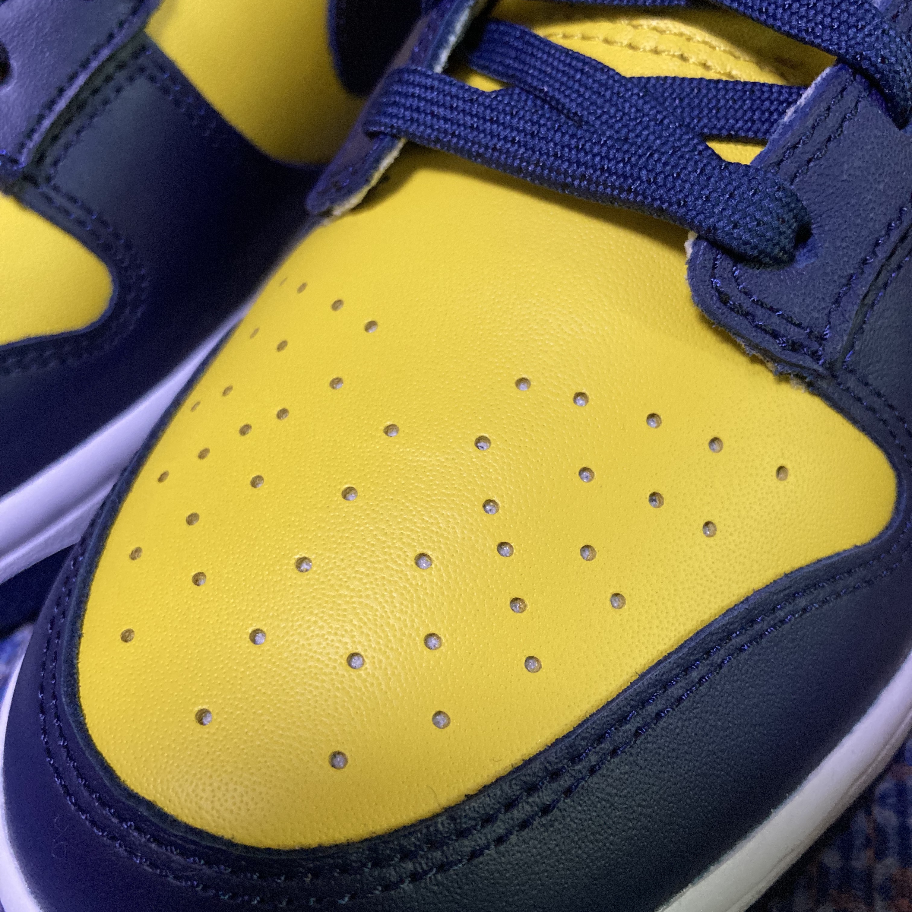 Nike Dunk Low Retro Varsity Maize 착용 스타일 - 3