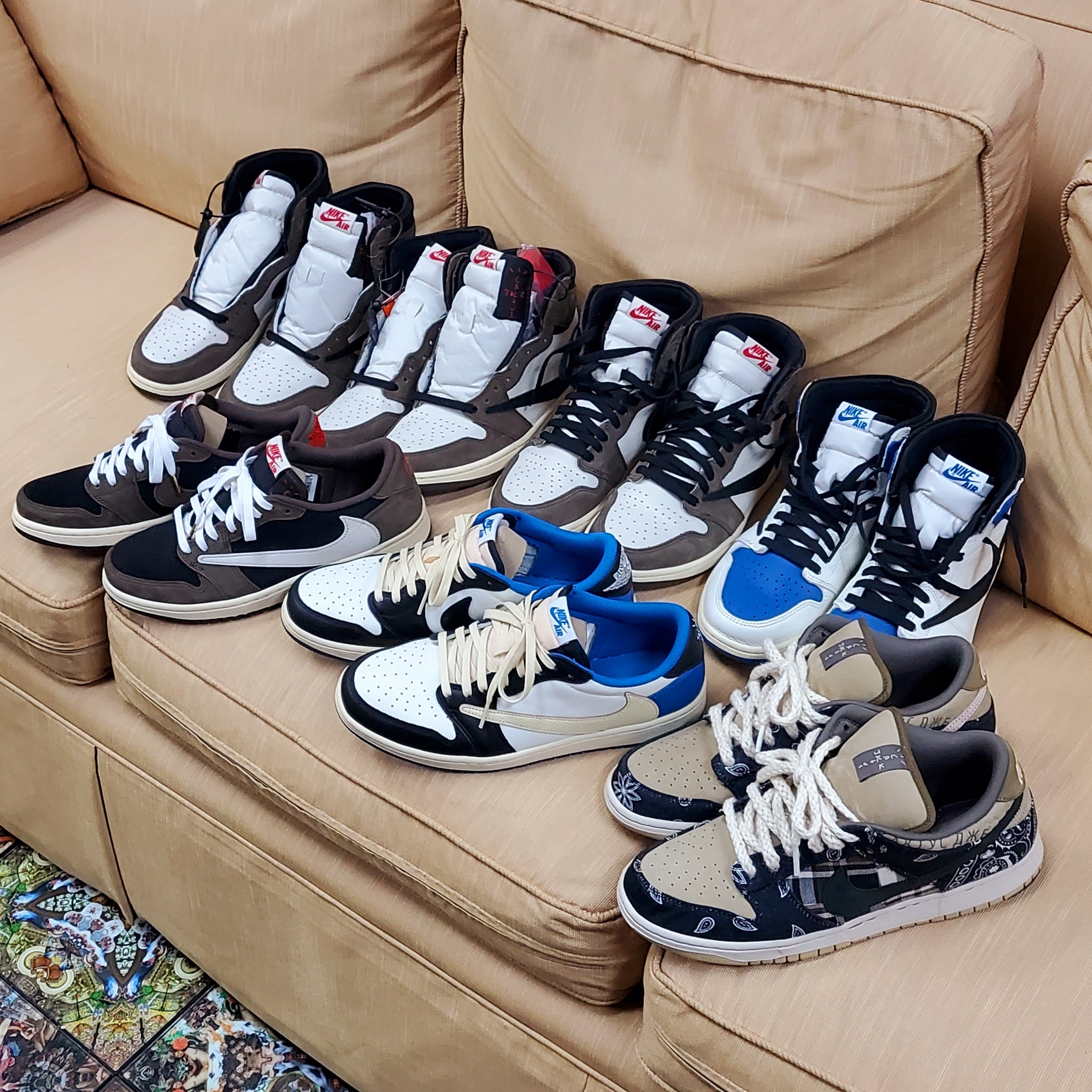 Jordan 1 x Travis Scott x Fragment Retro Low OG SP Military Blue, Jordan 1 x Travis Scott Retro Low OG SP Mocha 착용 스타일 - 1