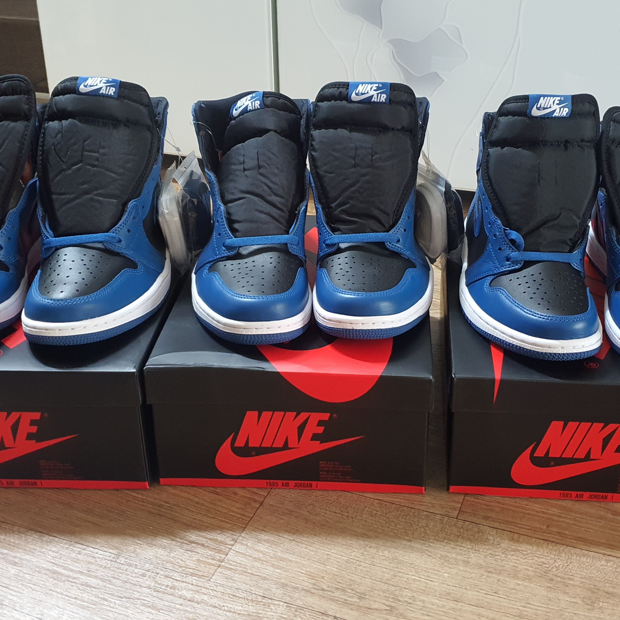 Jordan 1 Retro High OG Dark Marina Blue 착용 스타일 - 2