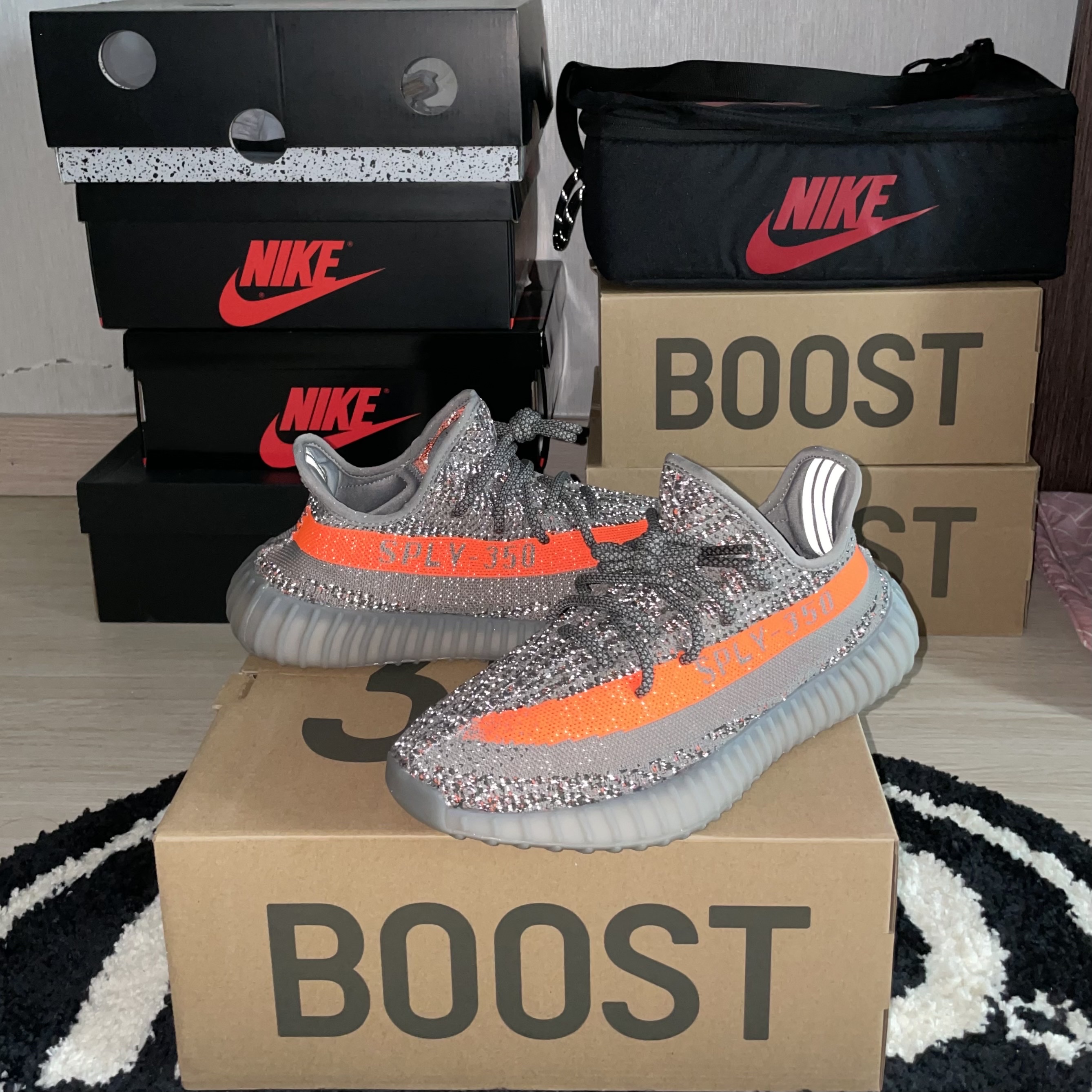 Adidas Yeezy Boost 350 V2 Beluga - Reflective 착용 스타일 - 4