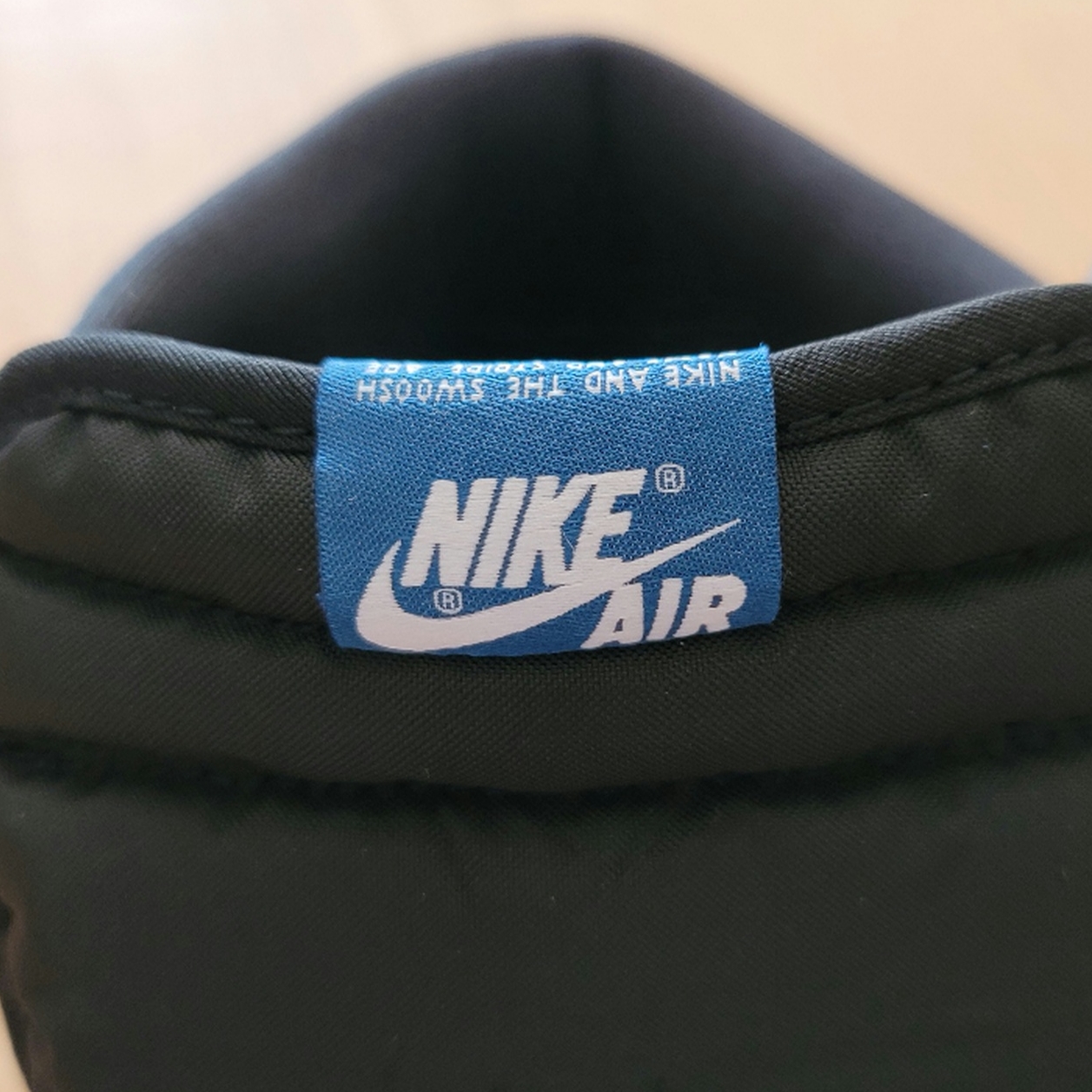Jordan 1 Retro High OG Dark Marina Blue 착용 스타일 - 4