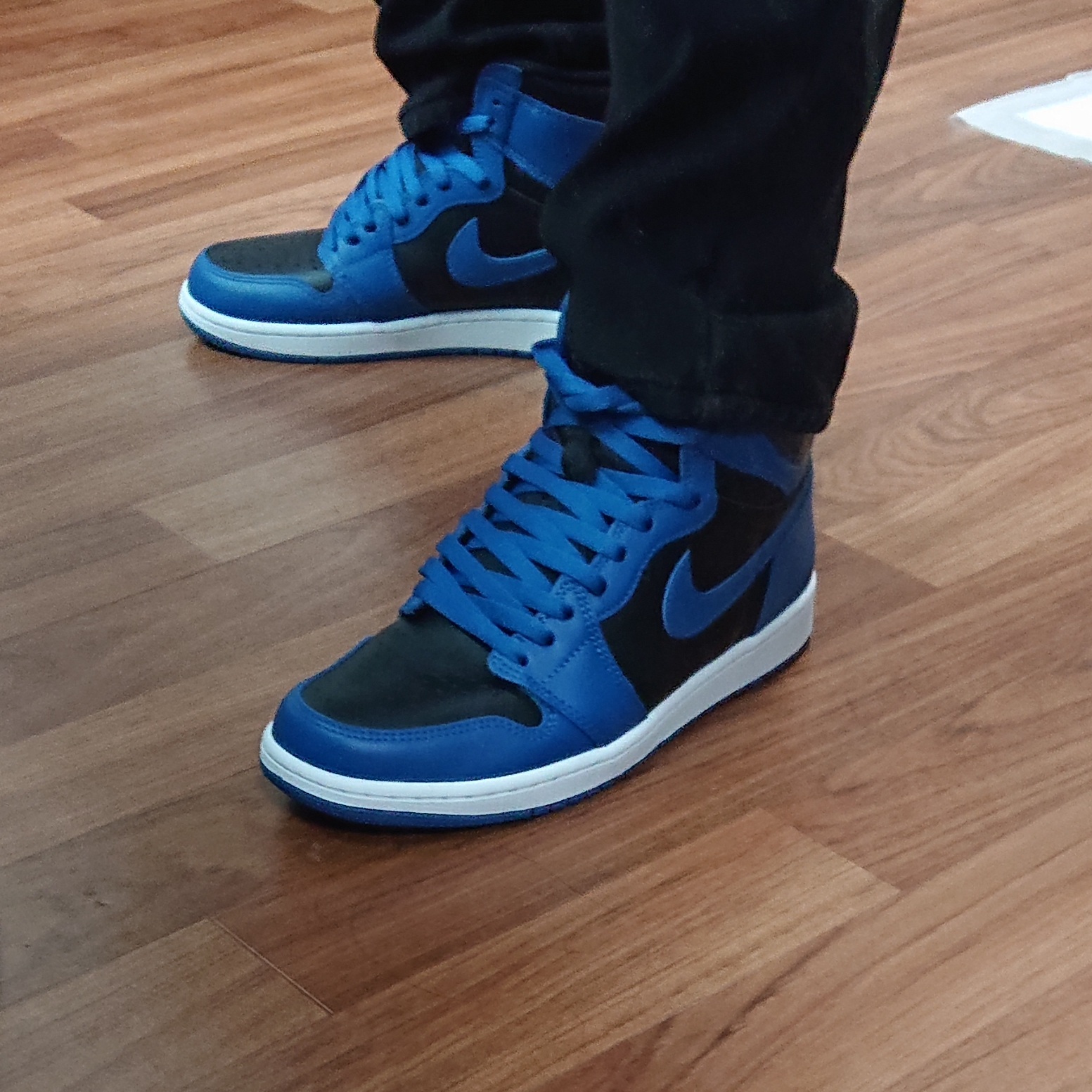 Jordan 1 Retro High OG Dark Marina Blue 착용 스타일 - 2