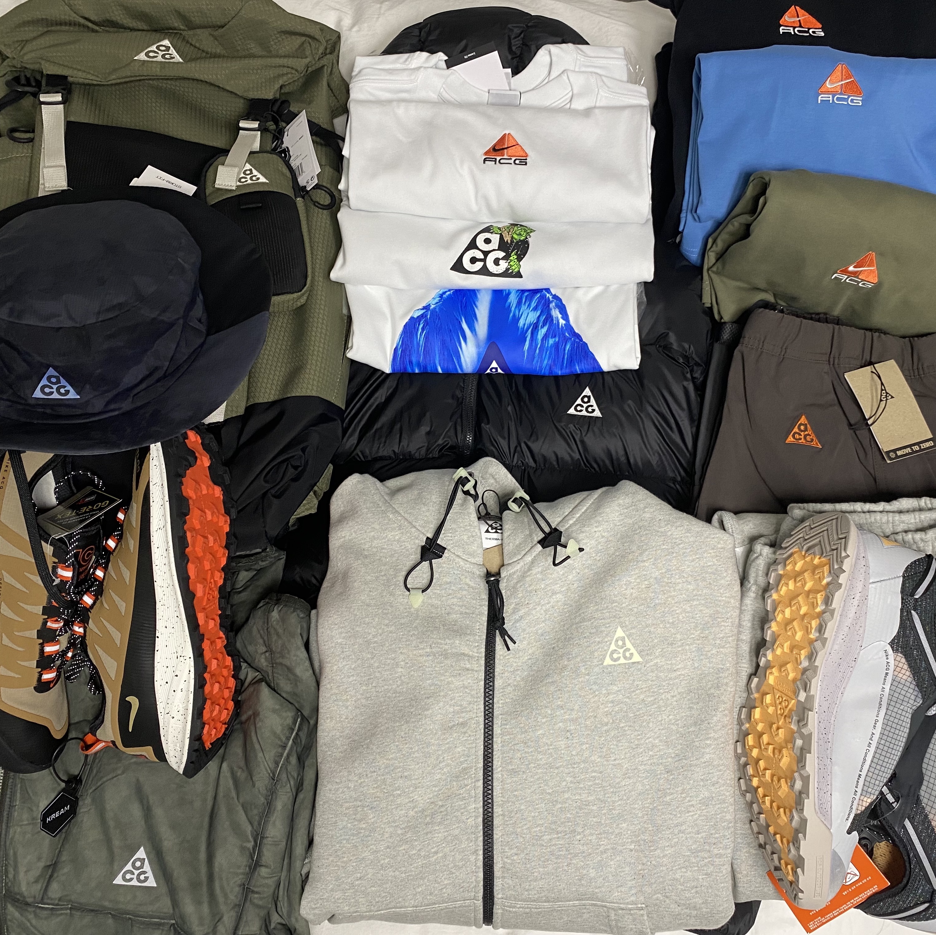 Nike ACG Therma-Fit ADV Lunar Lake Puffer Jacket Black - US/EU, Nike ACG Therma-Fit Fleece Full Zip Hoodie Airora Grey Heather - Asia 착용 스타일 - 2