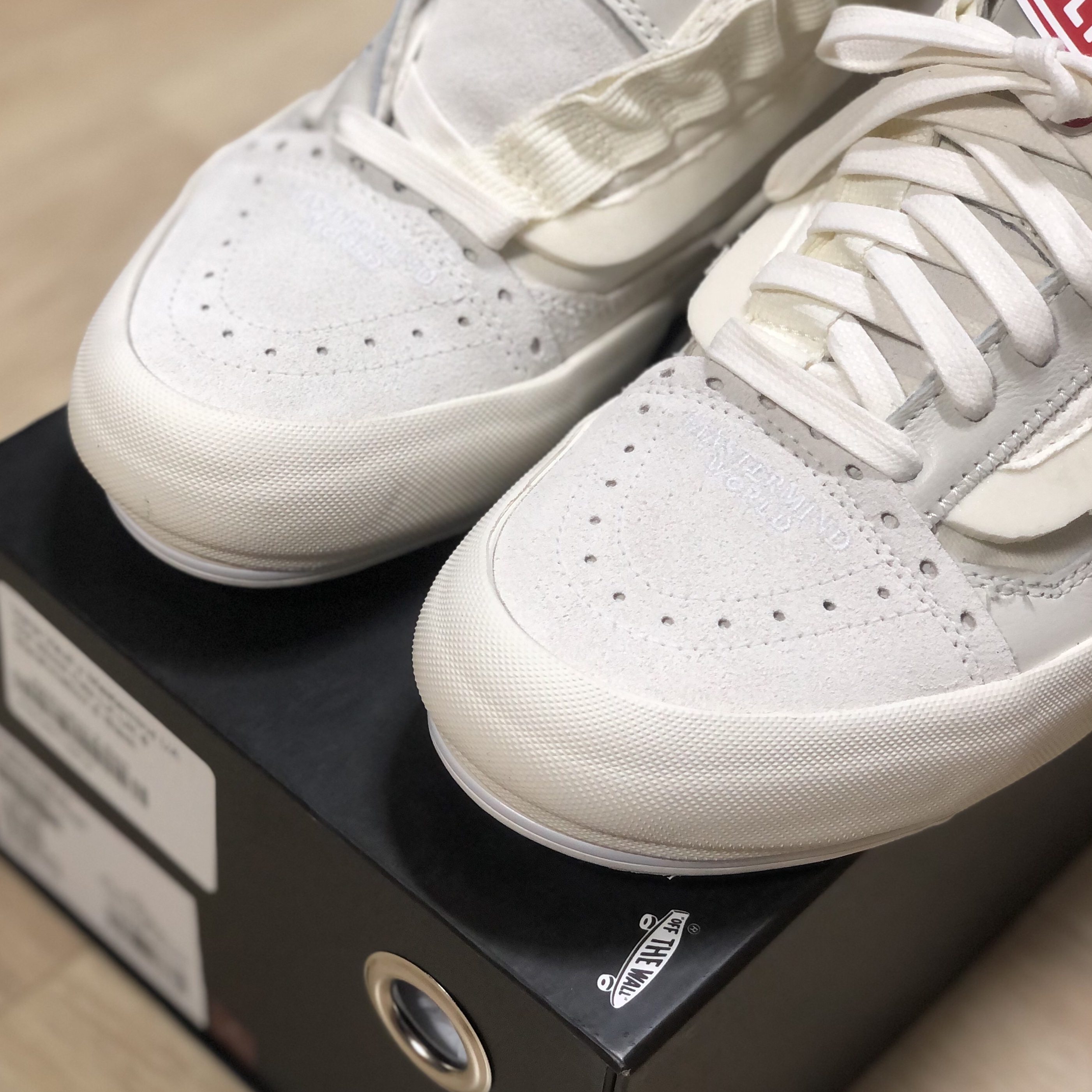 Vans Vault x Mastermind x END. Old Skool Cap LX Marshmallow 착용 스타일 - 4