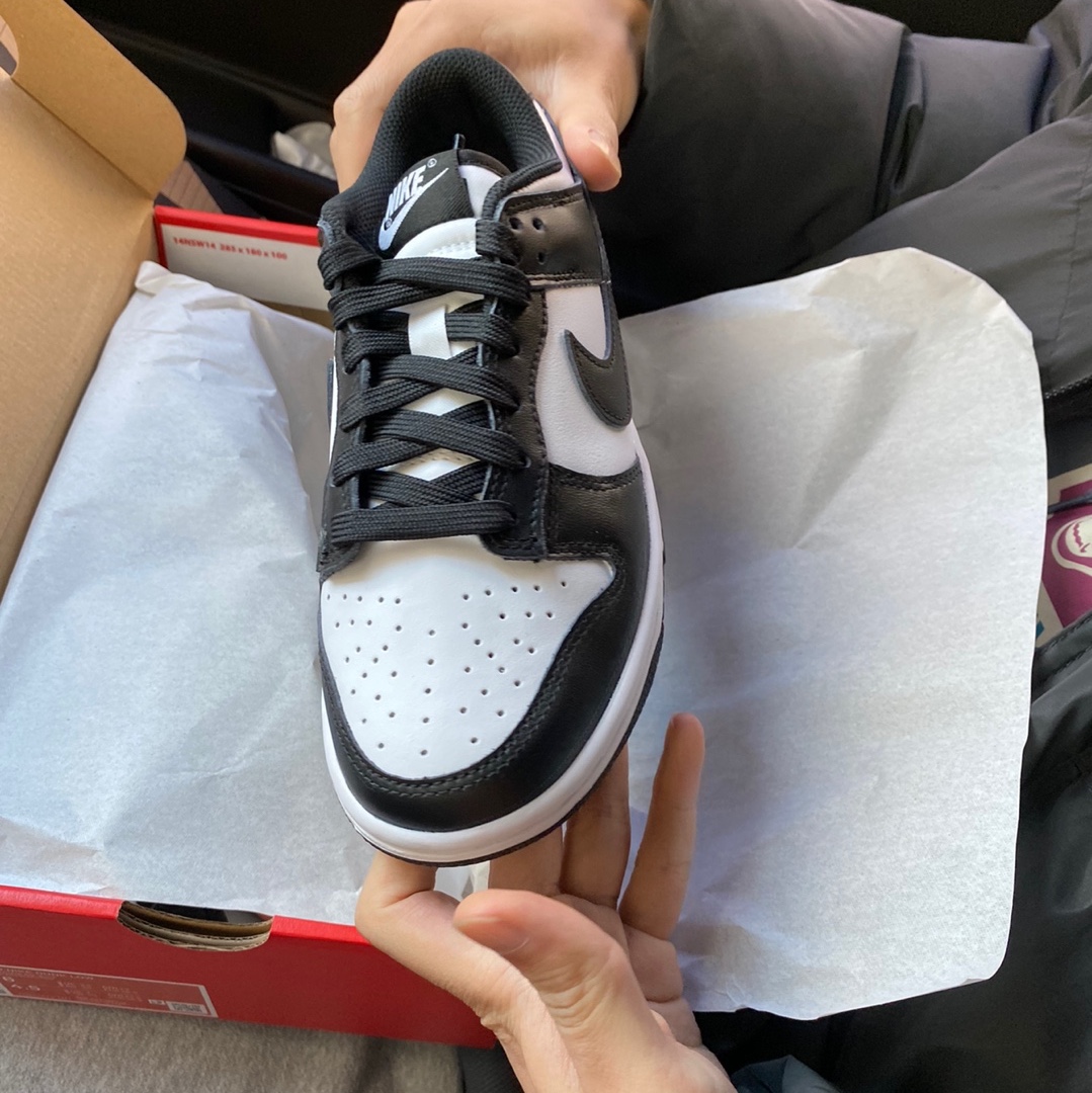 Nike Dunk Low Retro Black 착용 스타일