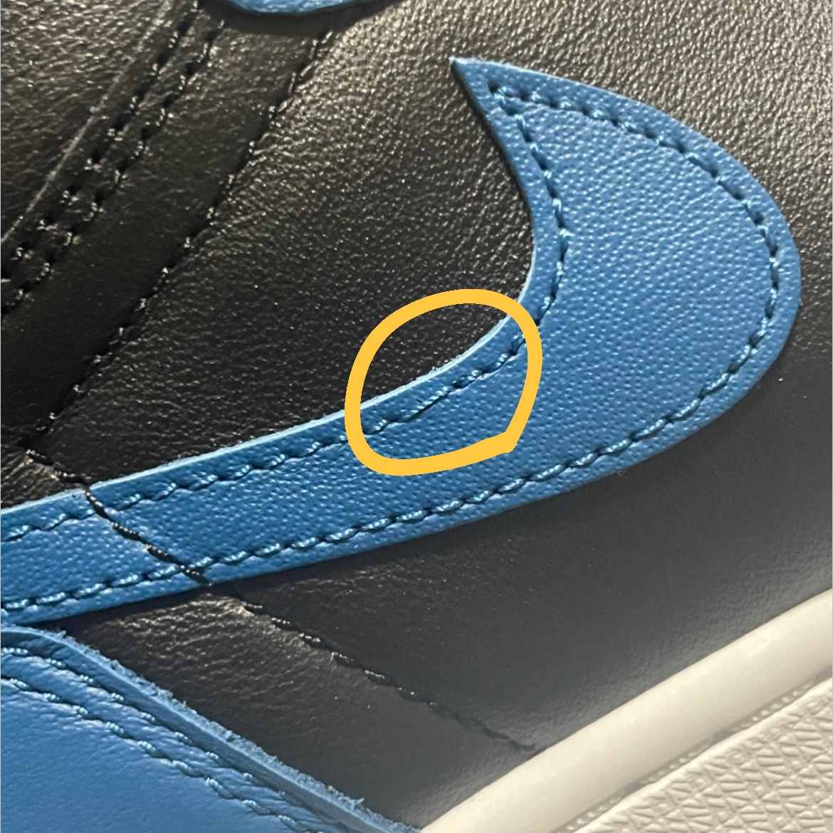 Jordan 1 Retro High OG Dark Marina Blue 착용 스타일 - 2