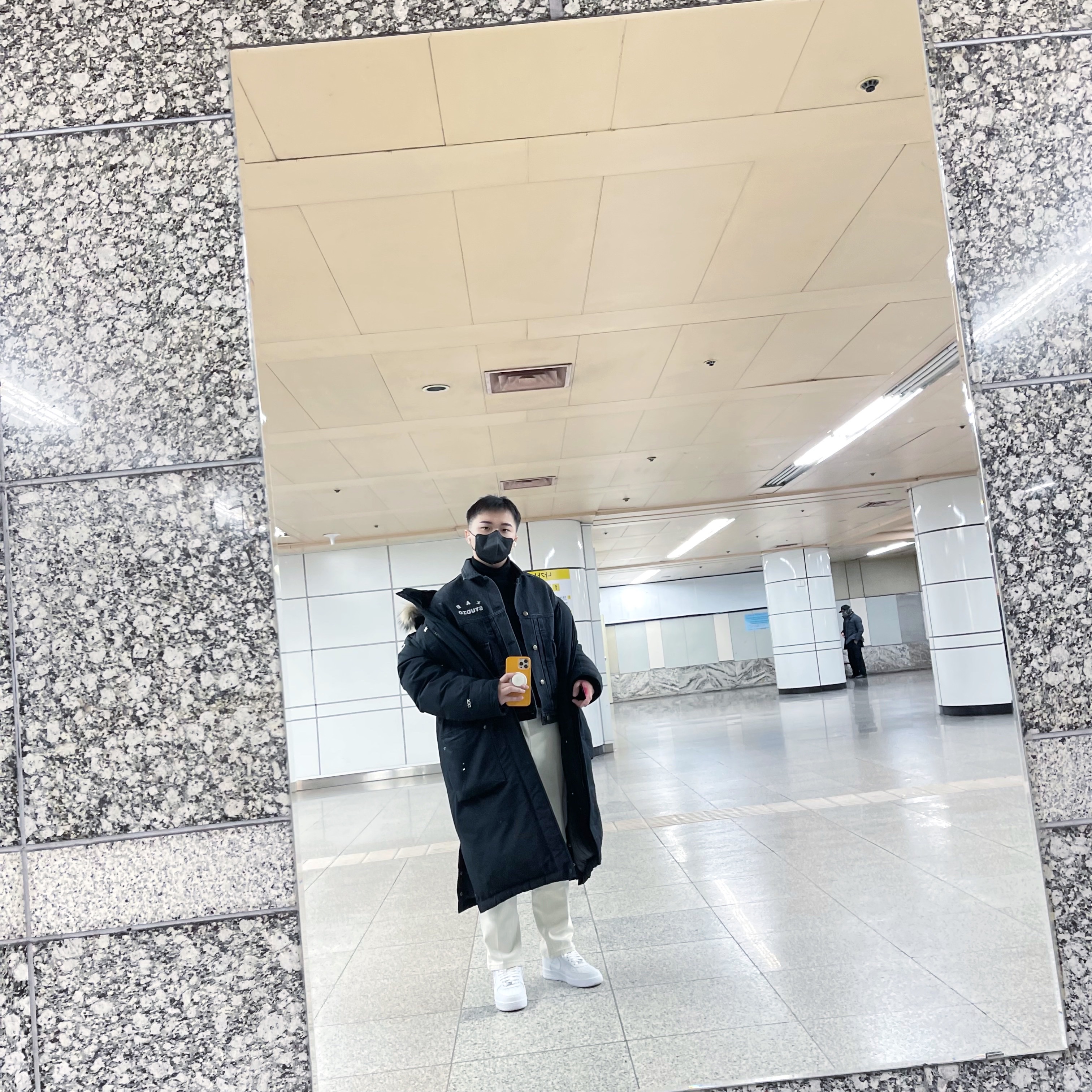 IAB Studio x Lee Denim Jacket Black, Nike Air Force 1 '07 Low White 착용 스타일 - 1