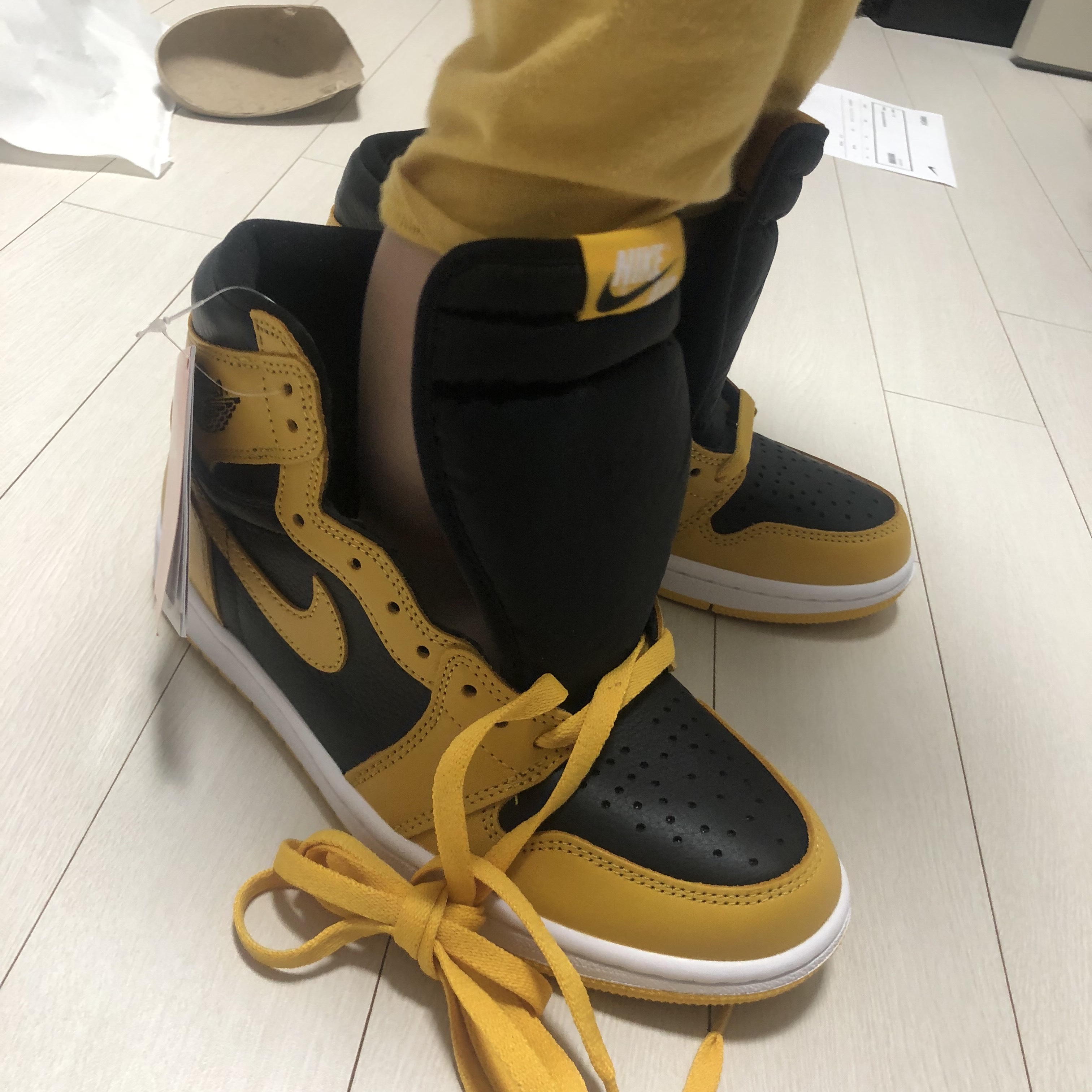 Jordan 1 Retro High OG Pollen 착용 스타일 - 3