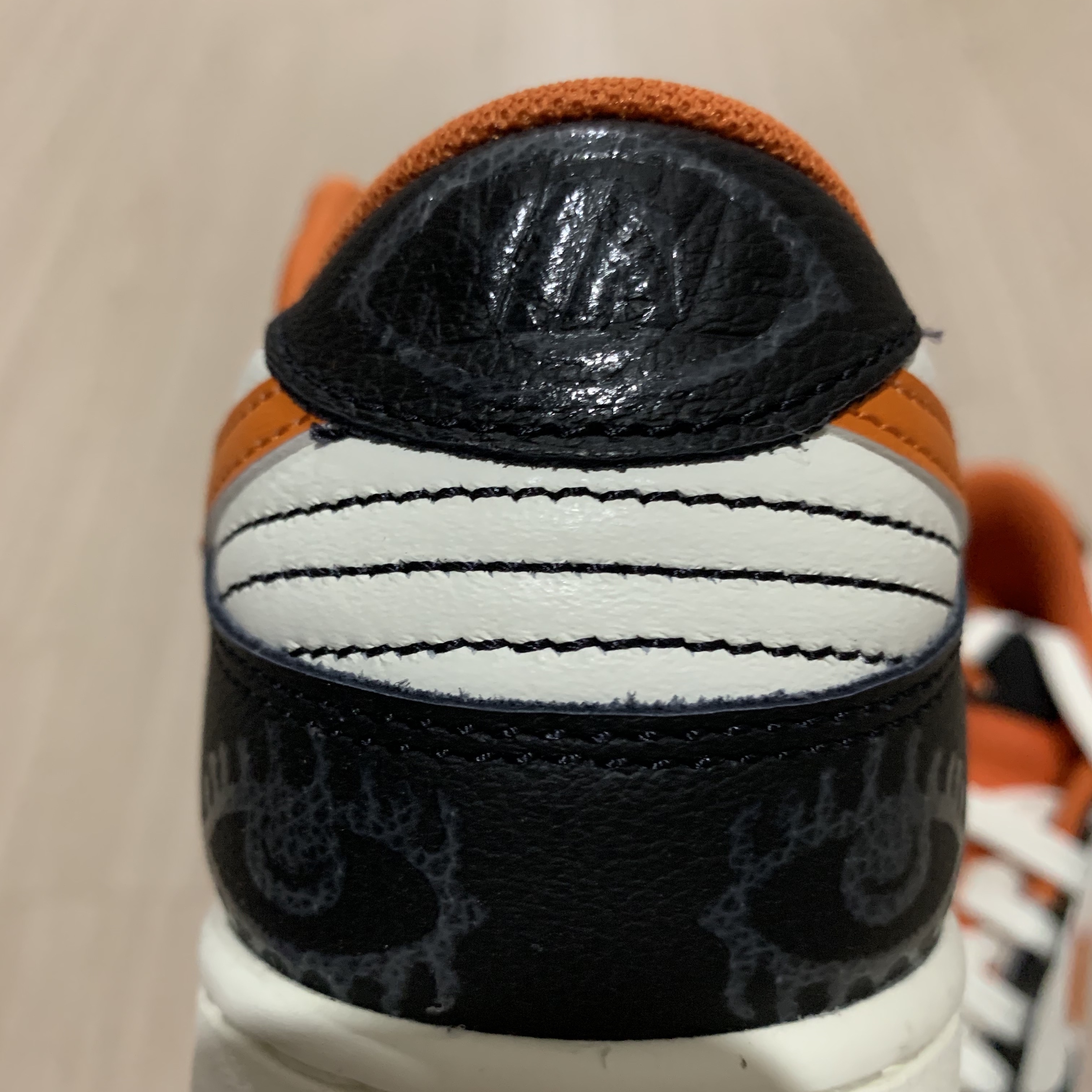 Nike Dunk Low Retro PRM Halloween 착용 스타일 - 3