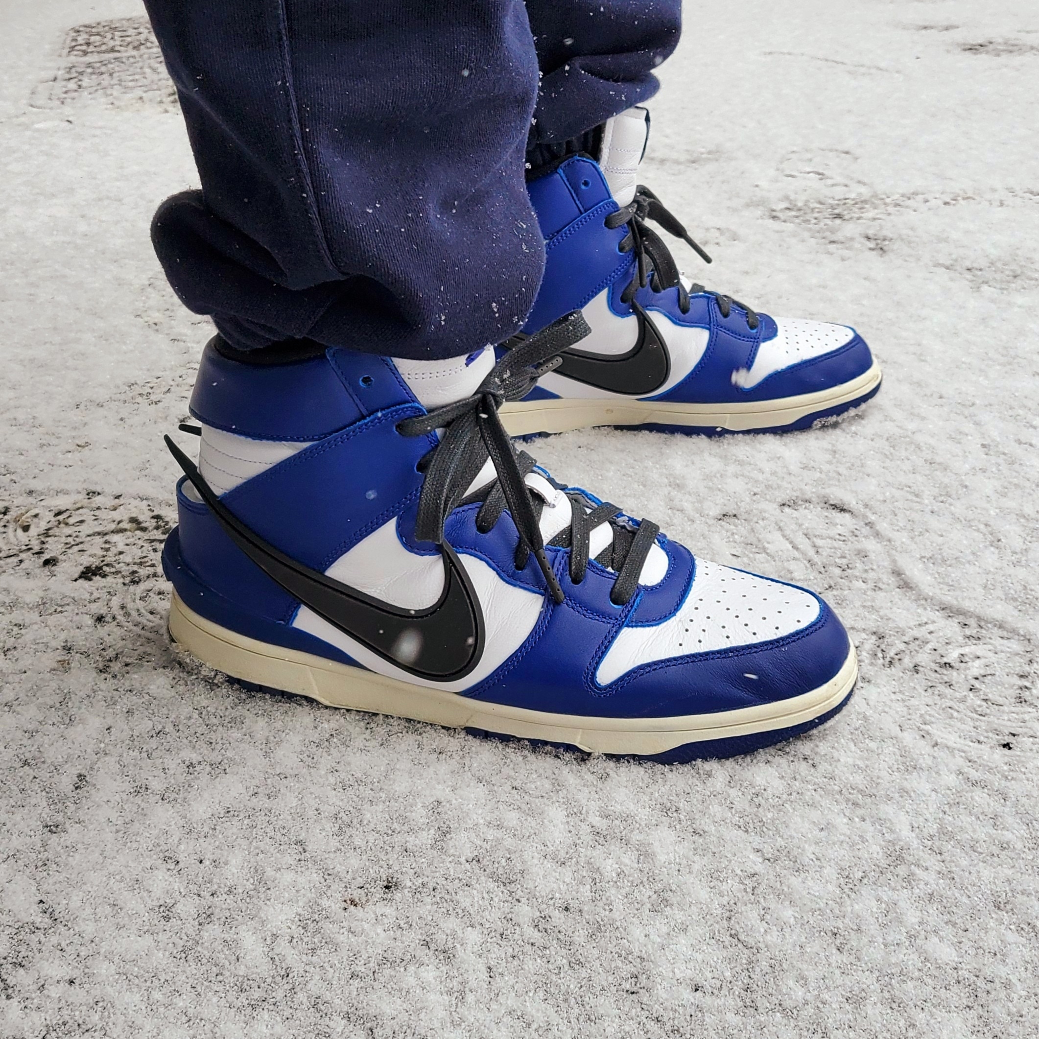 Nike x Ambush Dunk High Deep Royal Blue 착용 스타일 - 5