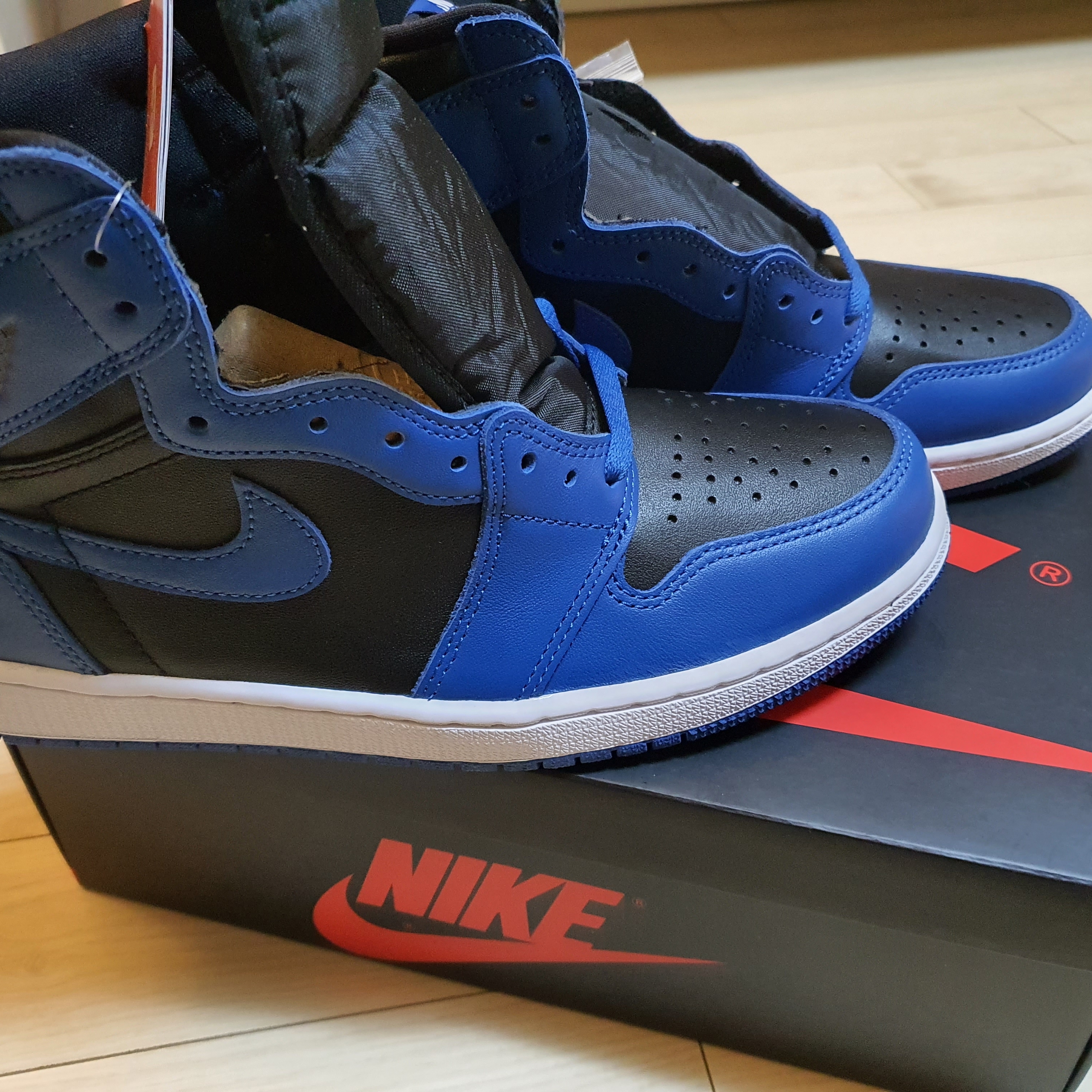 Jordan 1 Retro High OG Dark Marina Blue 착용 스타일 - 2