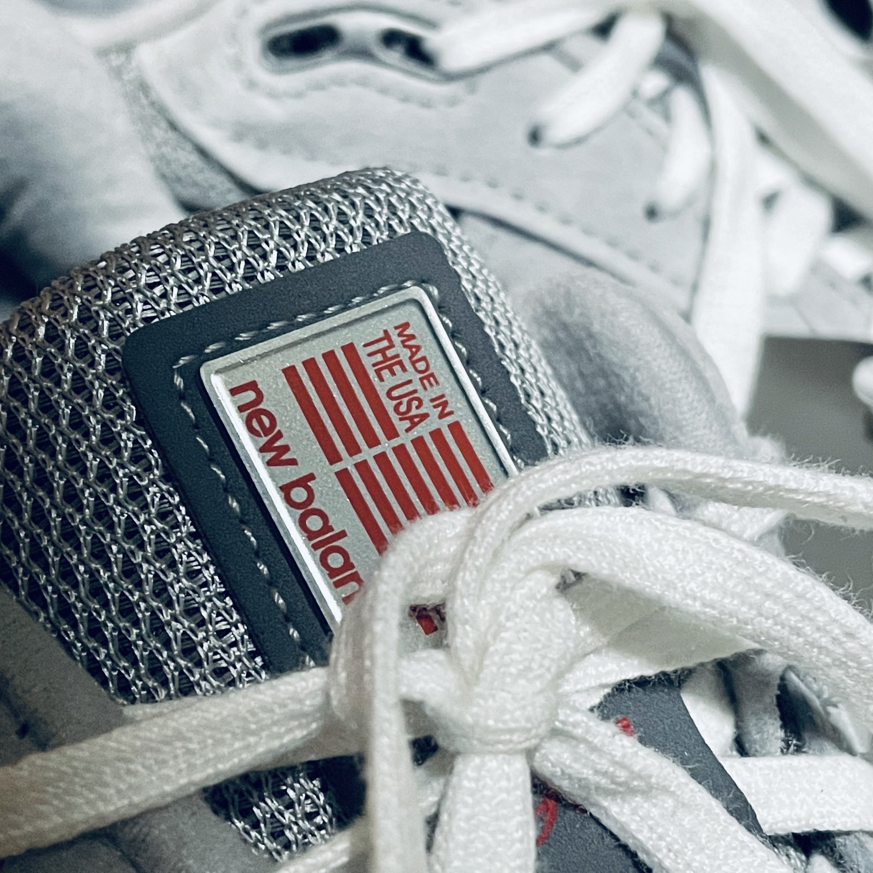 New Balance 990vs4 Made in USA Grey 착용 스타일 - 5