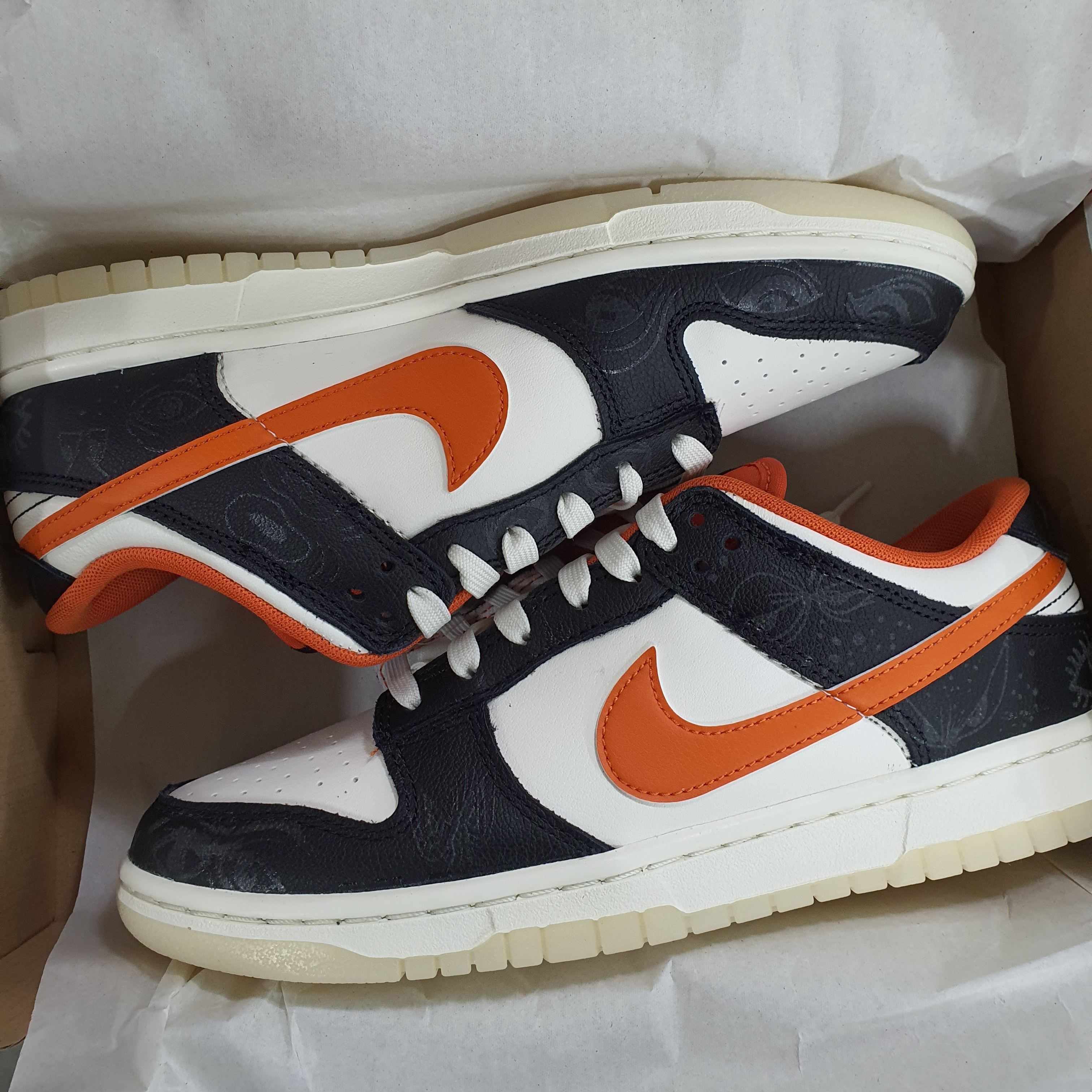 Nike Dunk Low Retro PRM Halloween 착용 스타일