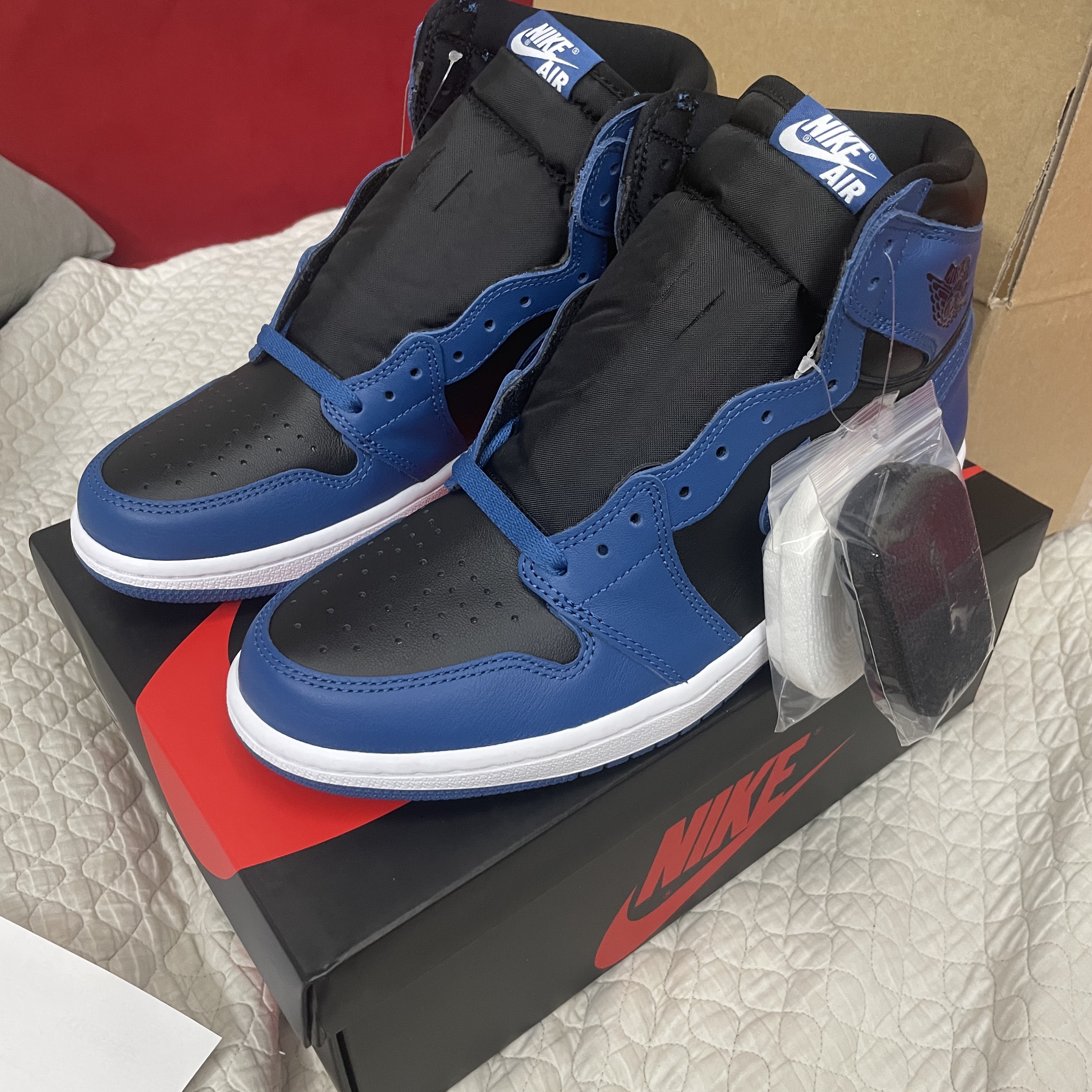 Jordan 1 Retro High OG Dark Marina Blue 착용 스타일