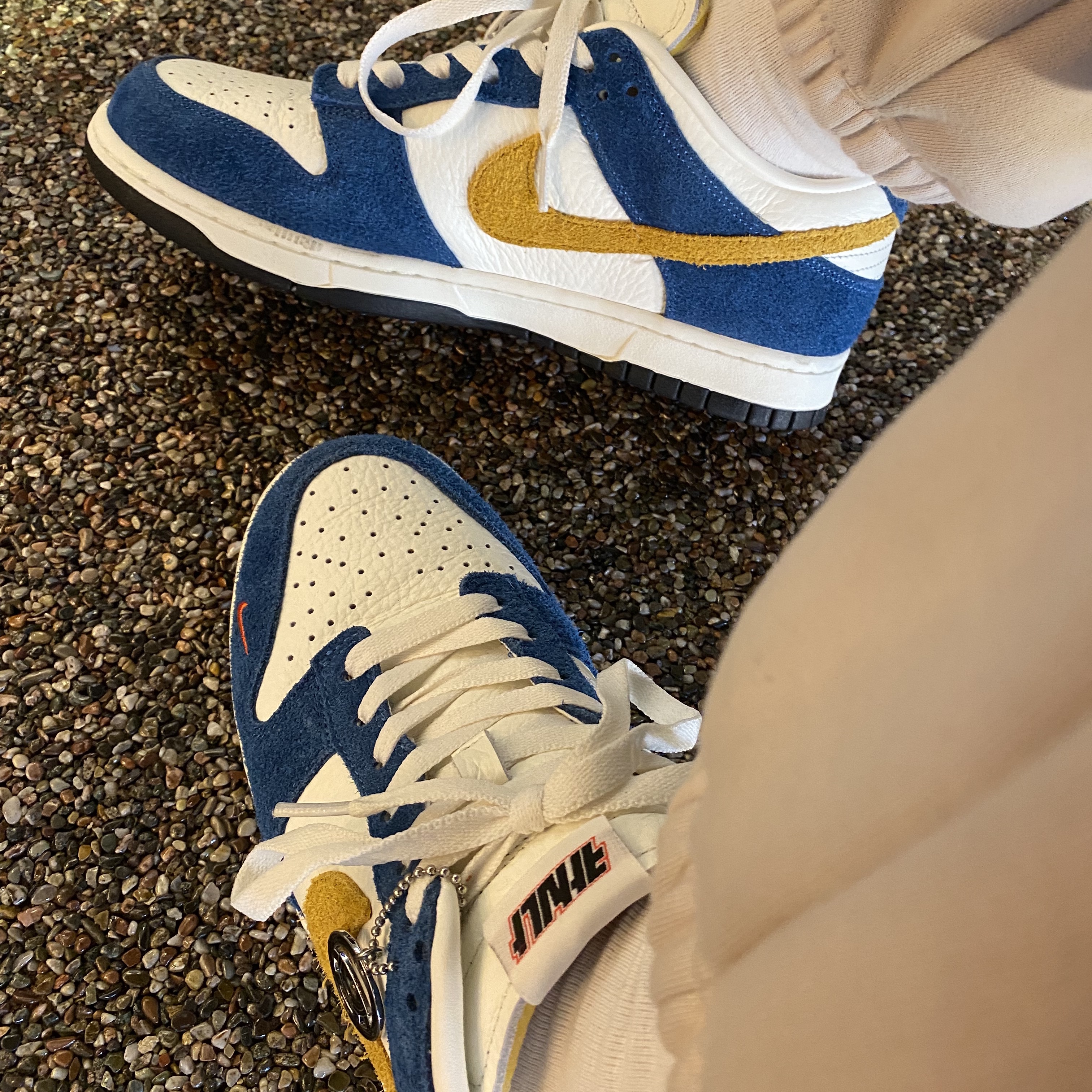 Nike x Kasina Dunk Low 80's Bus 착용 스타일