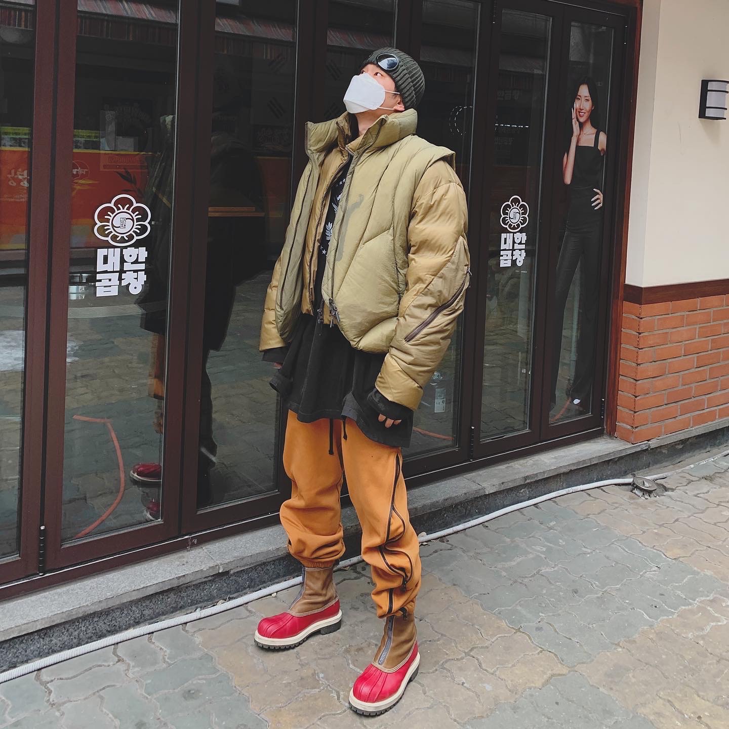 C.P. Company Cotton Goggle Beanie Khaki - 21SS 착용 스타일 - 3