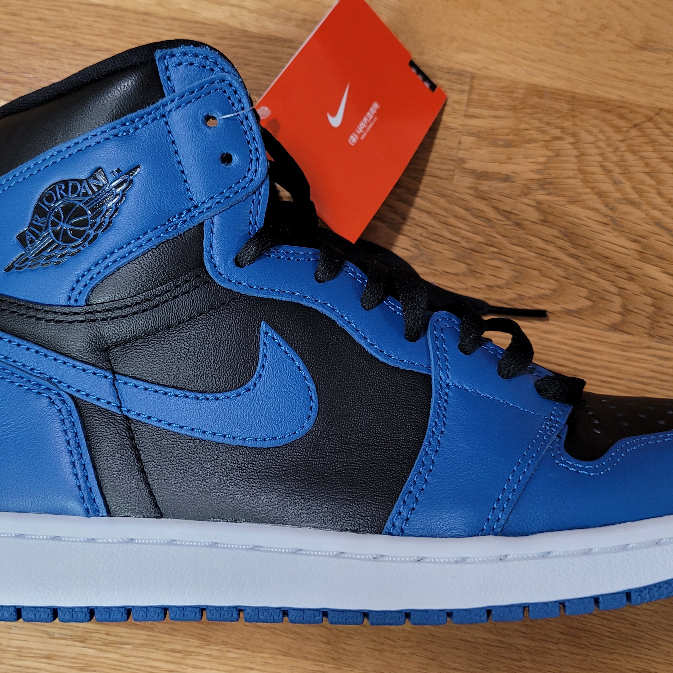 Jordan 1 Retro High OG Dark Marina Blue 착용 스타일 - 2
