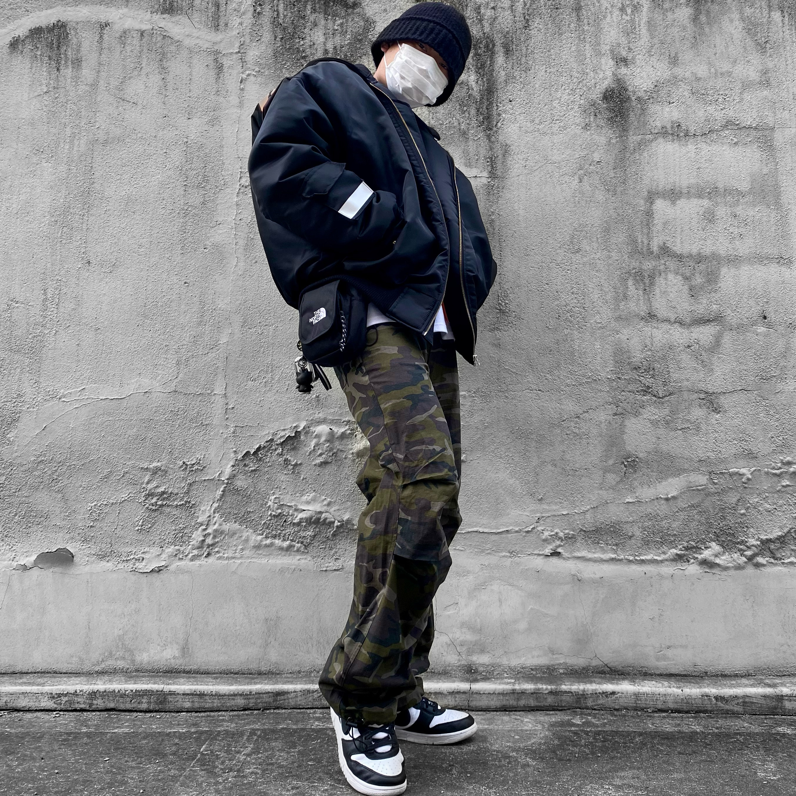 Nike x Ambush Dunk High Black 착용 스타일 - 3