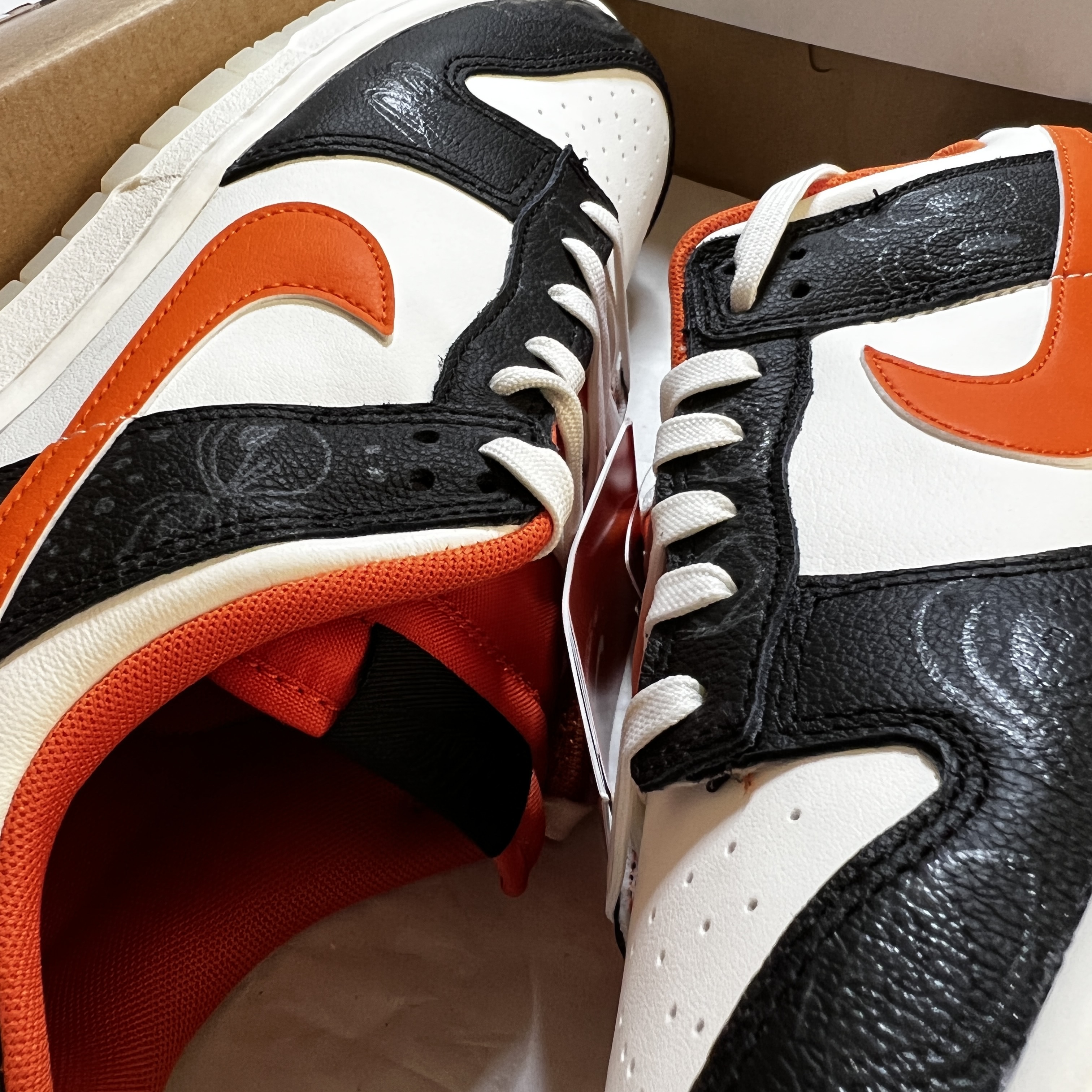 Nike Dunk Low Retro PRM Halloween 착용 스타일 - 2