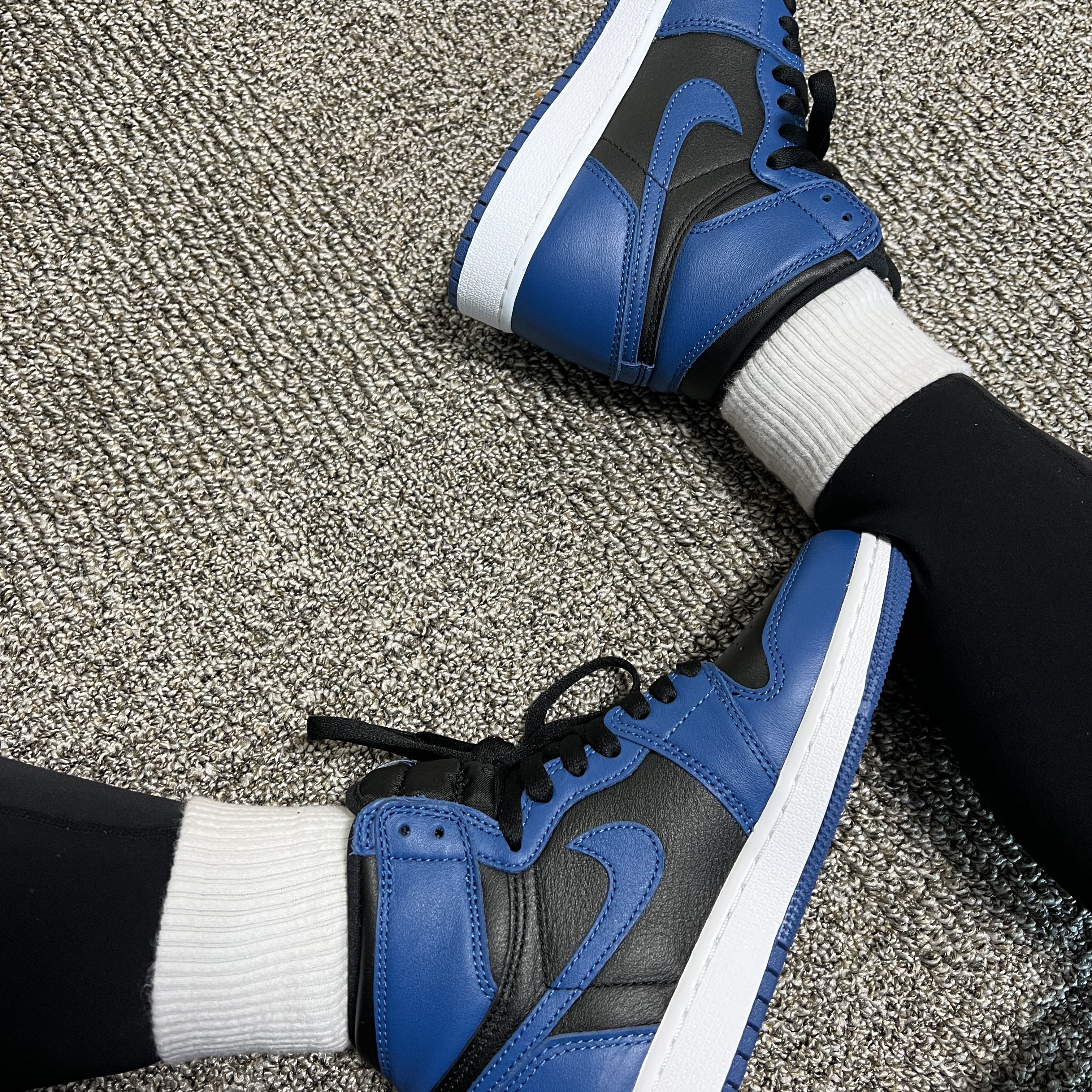 (GS) Jordan 1 Retro High OG Dark Marina Blue 착용 스타일 - 2
