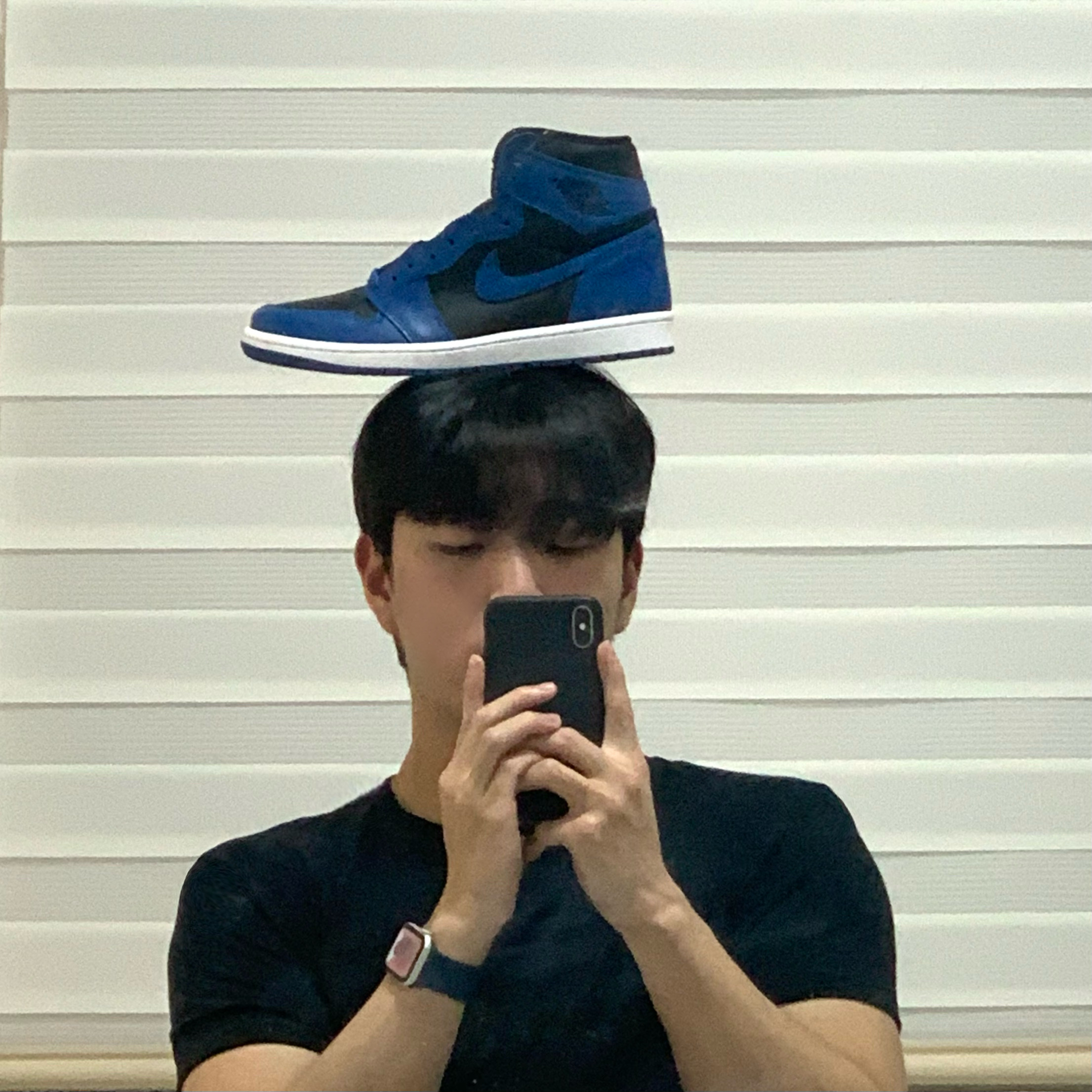 Jordan 1 Retro High OG Dark Marina Blue 착용 스타일