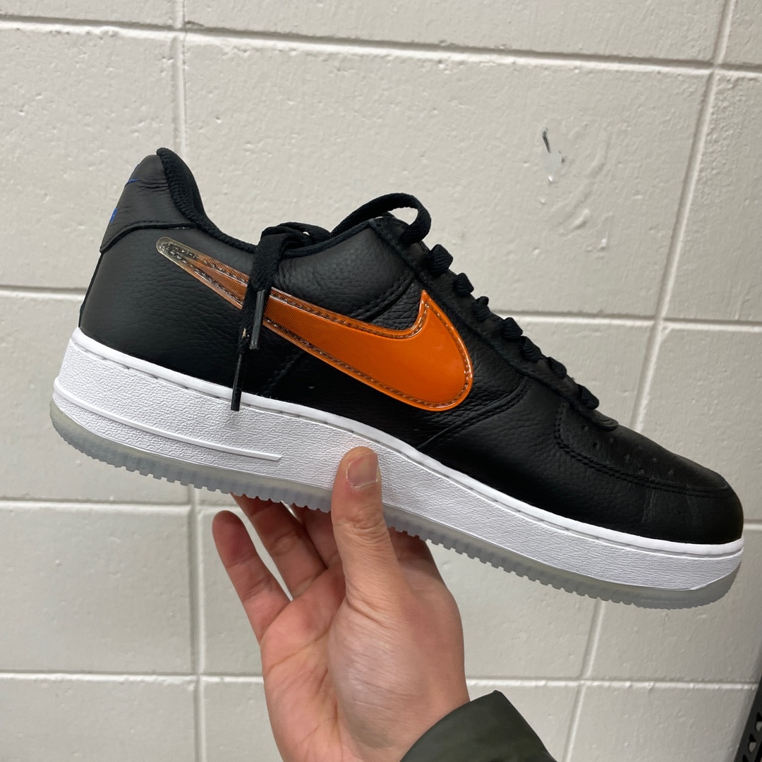 Nike x Kith Air Force 1 Low NYC Black 착용 스타일 - 2