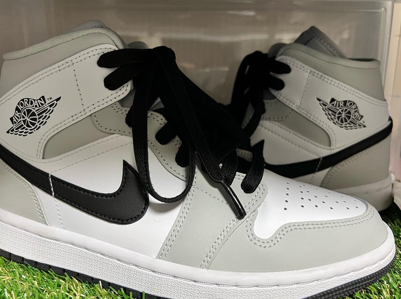 (W) Jordan 1 Mid Grey Fog 착용 스타일