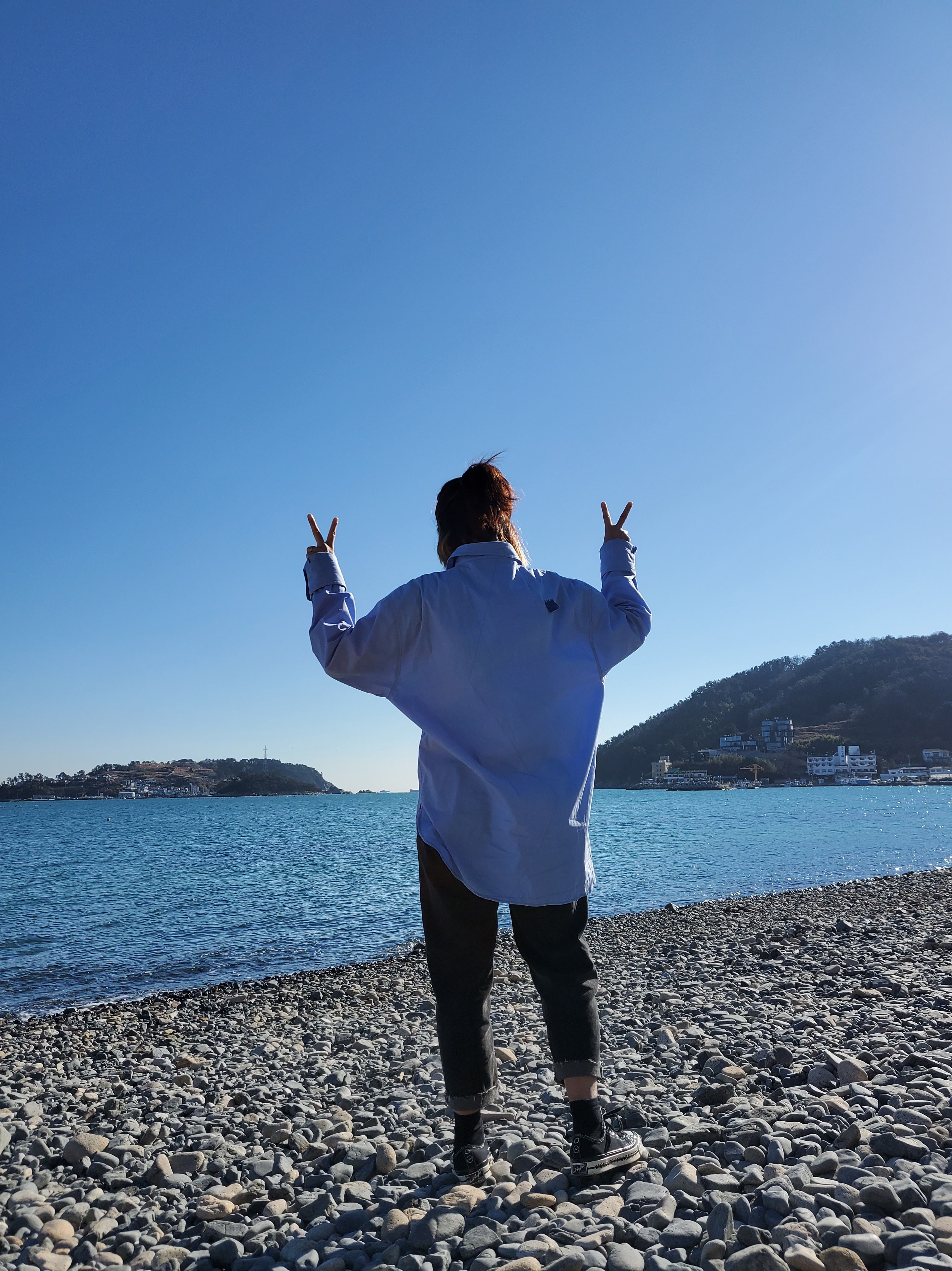 Zara x Ader Error Oversized Shirt Sky Blue, Converse x Moncler x Fragment Chuck 70 Ox Fraylor III Black 착용 스타일