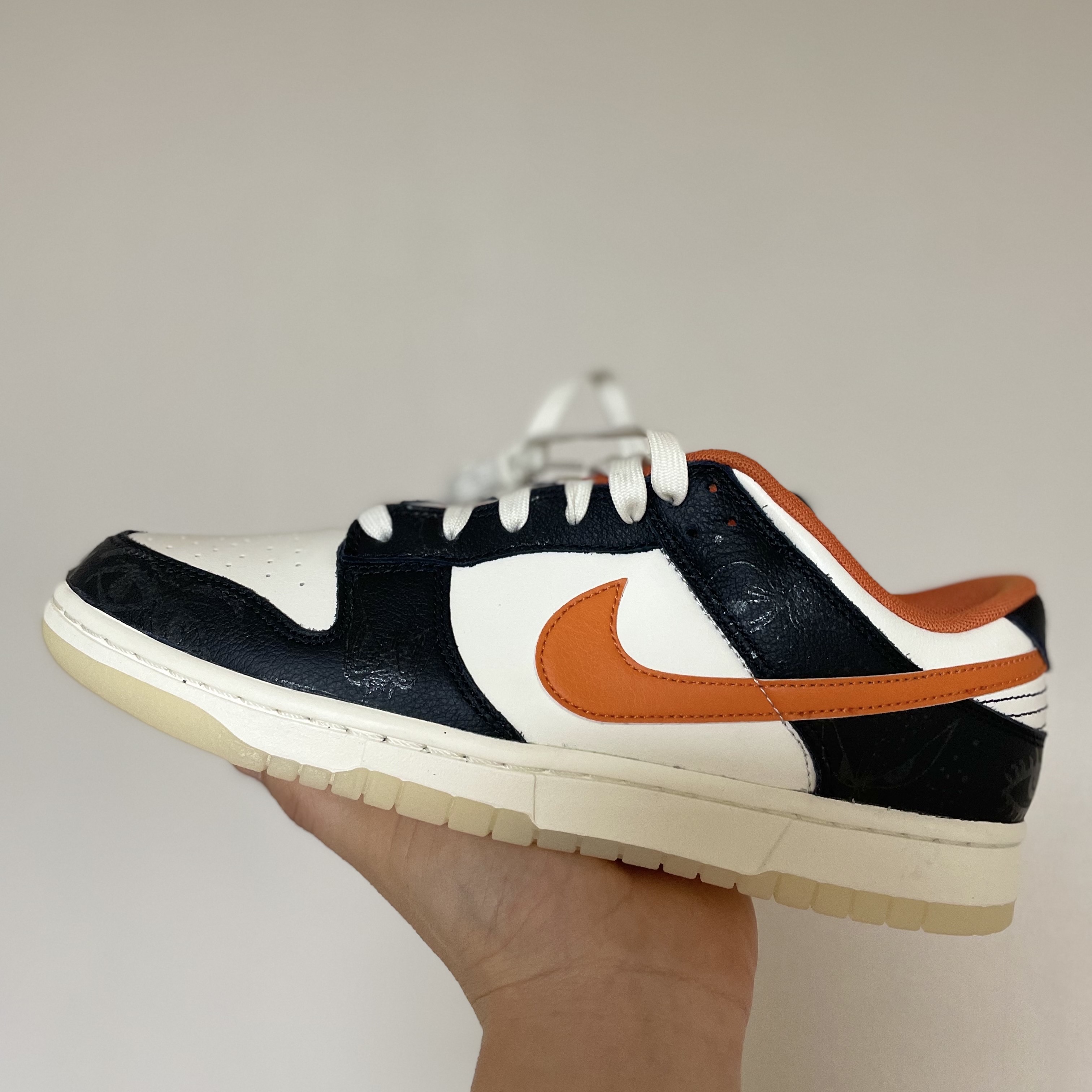 Nike Dunk Low Retro PRM Halloween 착용 스타일 - 1