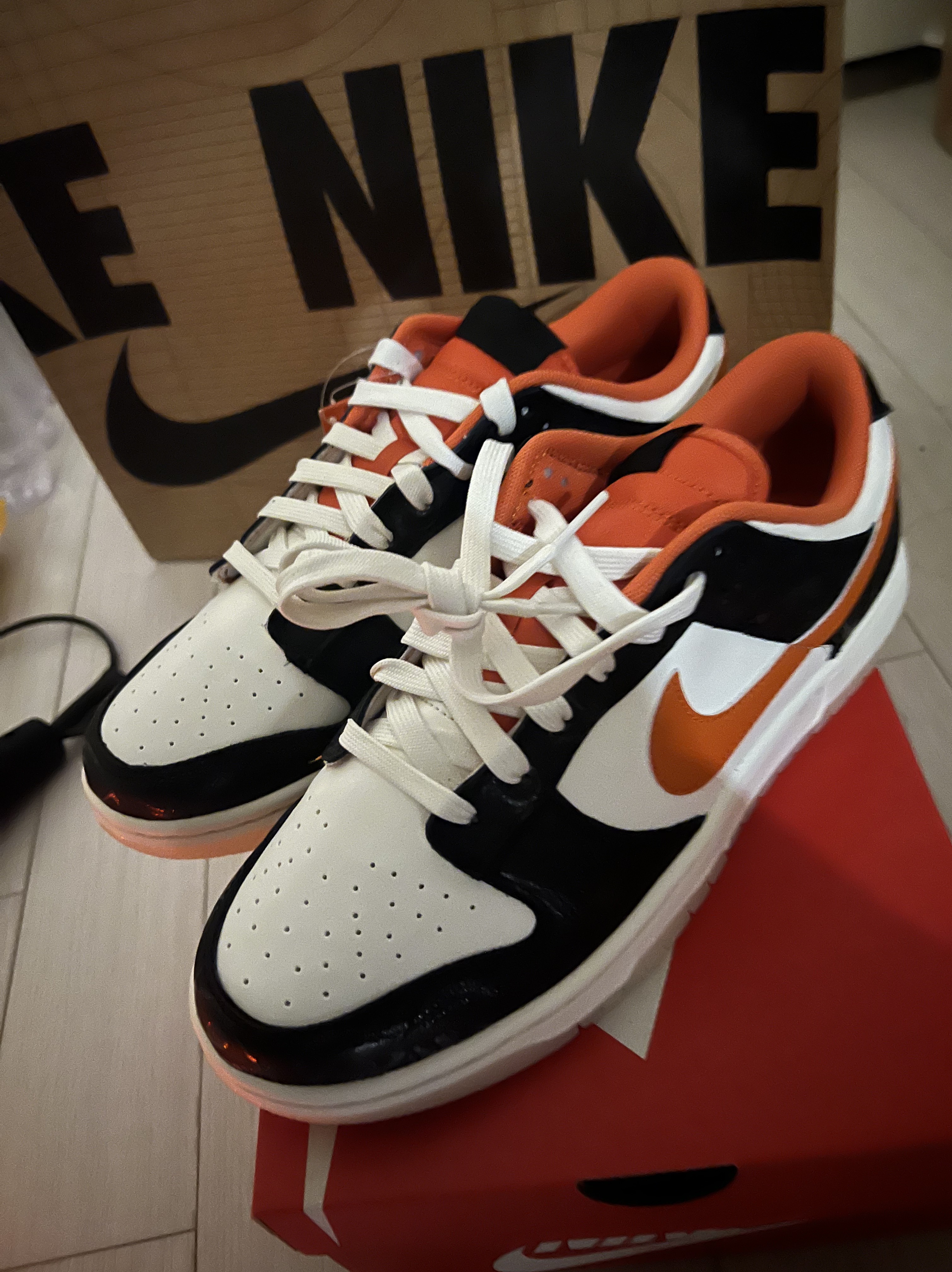 Nike Dunk Low Retro PRM Halloween 착용 스타일