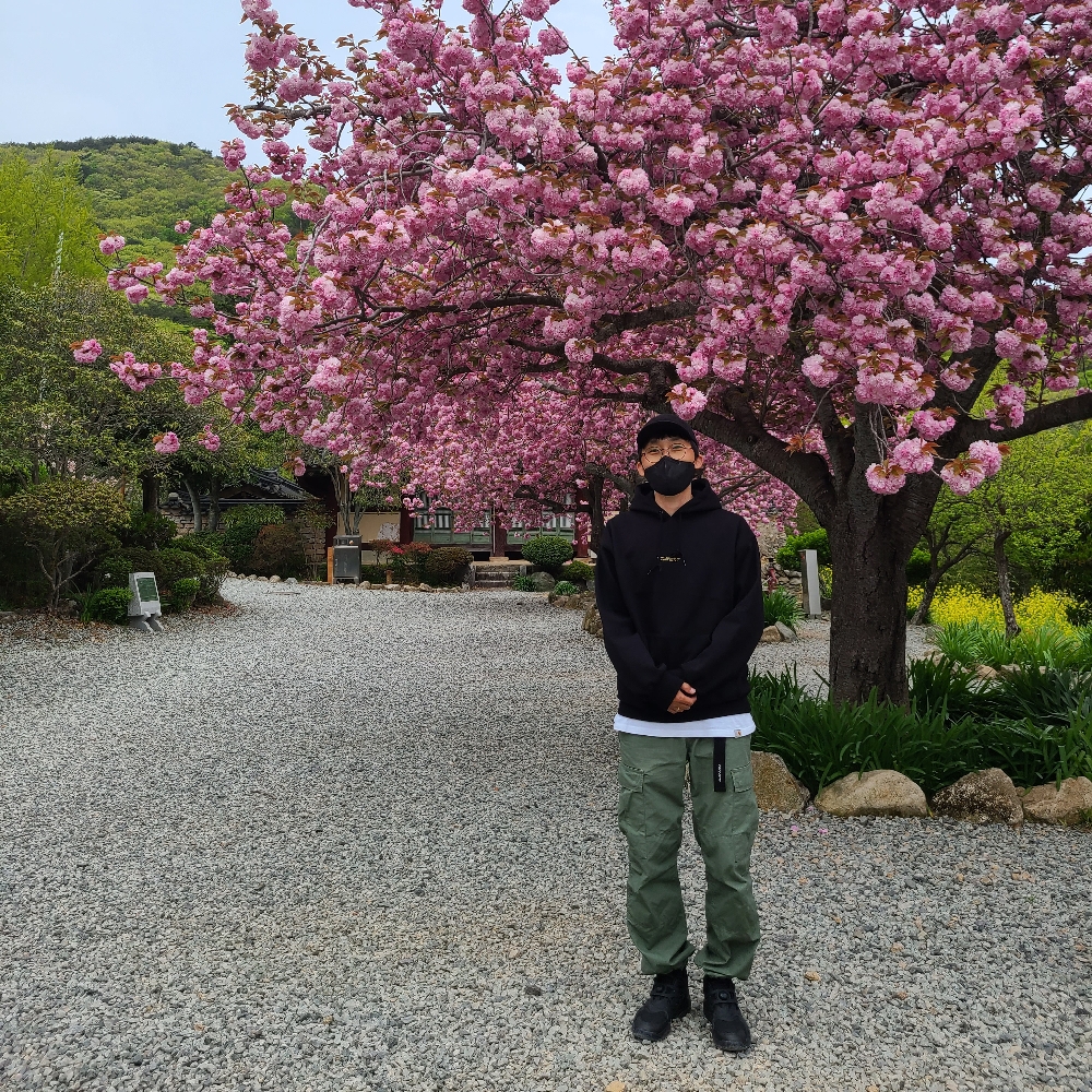 KREAM 프로필 이미지