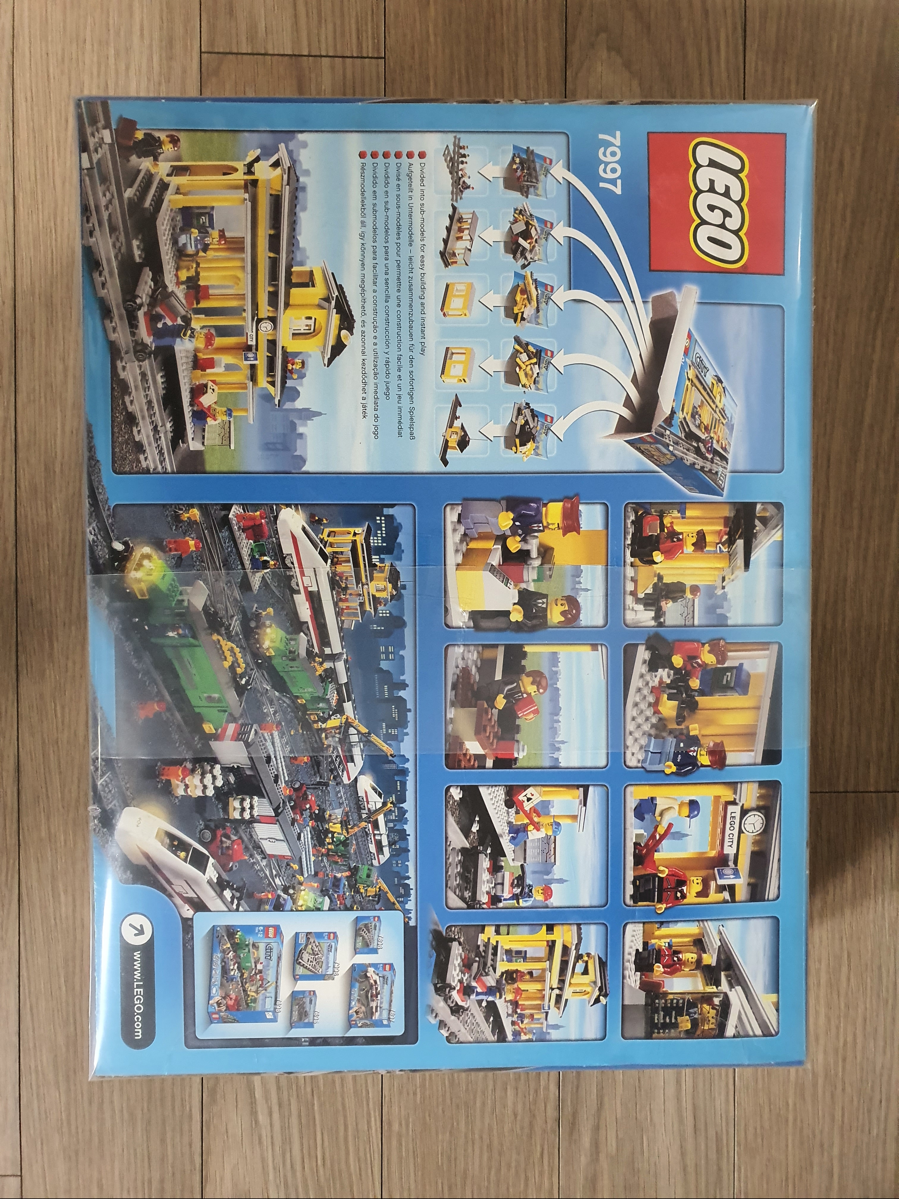 Lego Train Station 착용 스타일 - 2