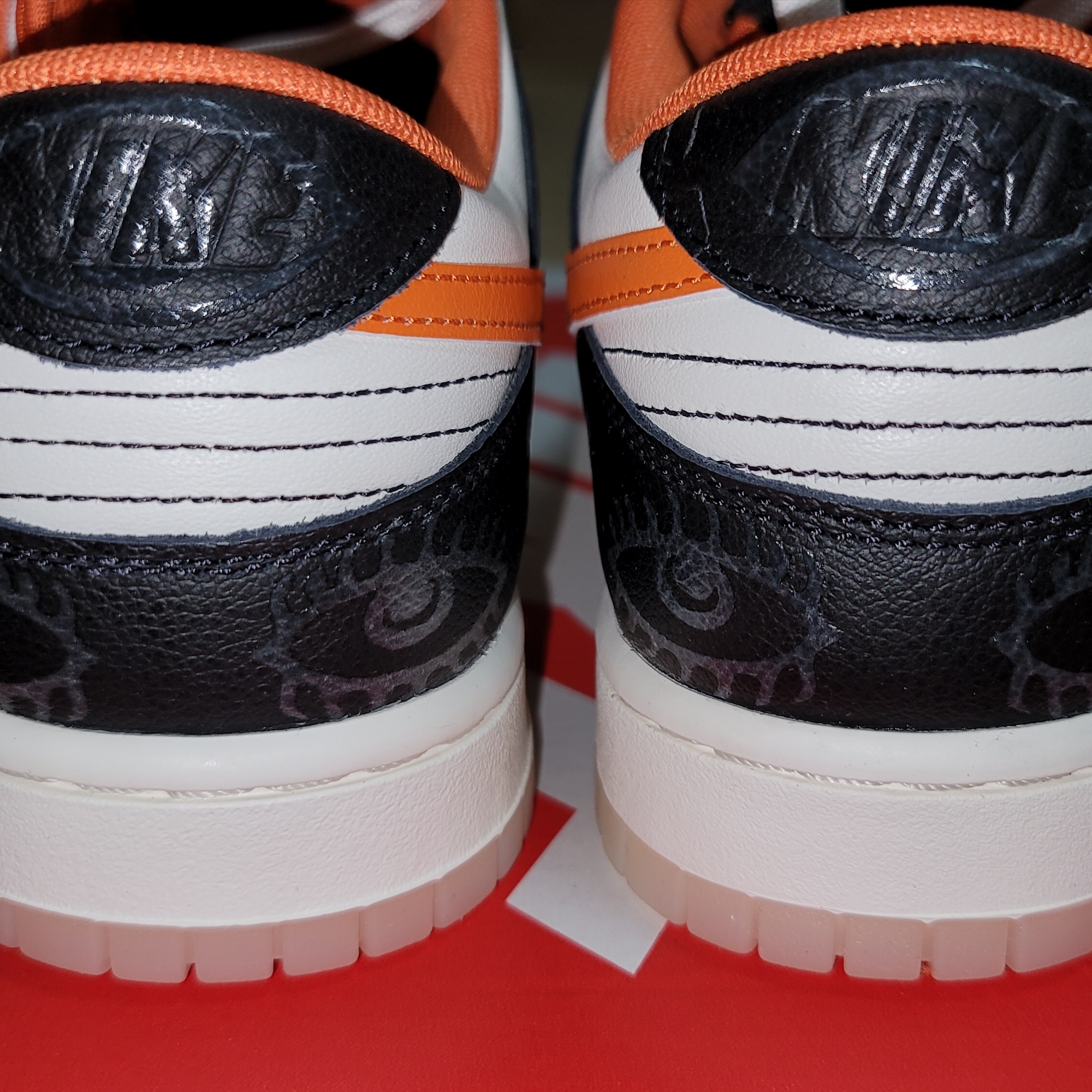 Nike Dunk Low Retro PRM Halloween 착용 스타일 - 4