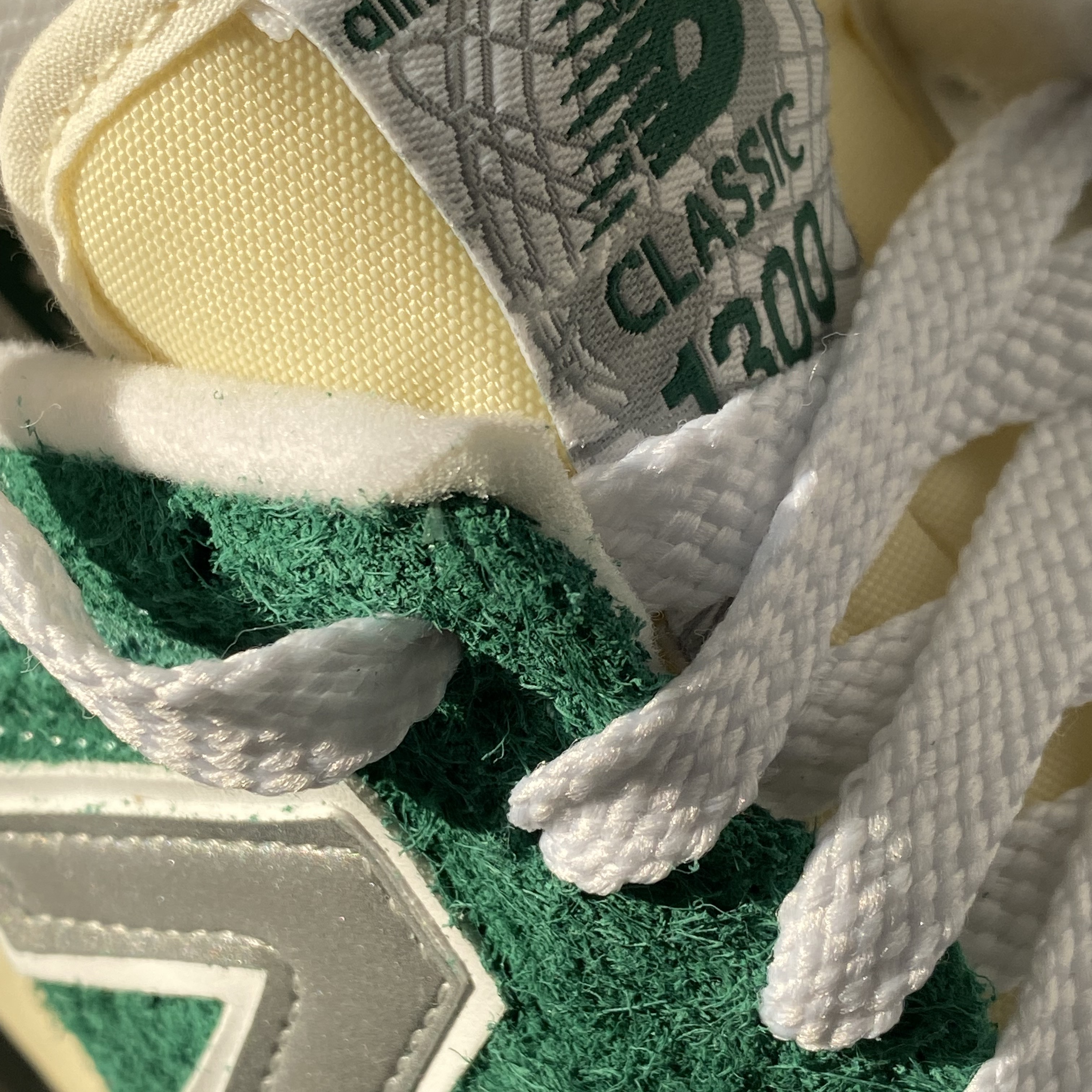 New Balance x Aime Leon Dore 1300 Botanical Green 착용 스타일 - 2