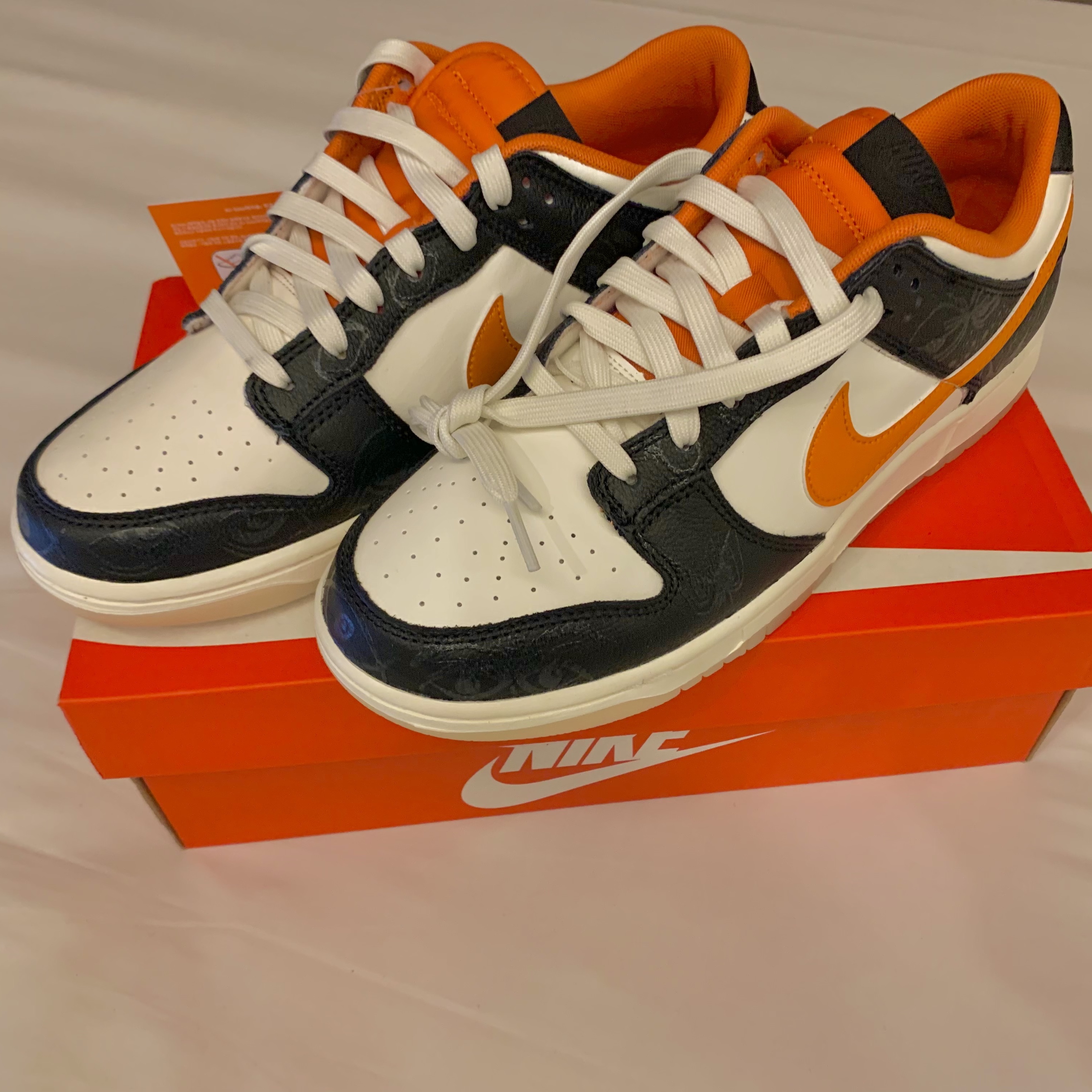 Nike Dunk Low Retro PRM Halloween 착용 스타일
