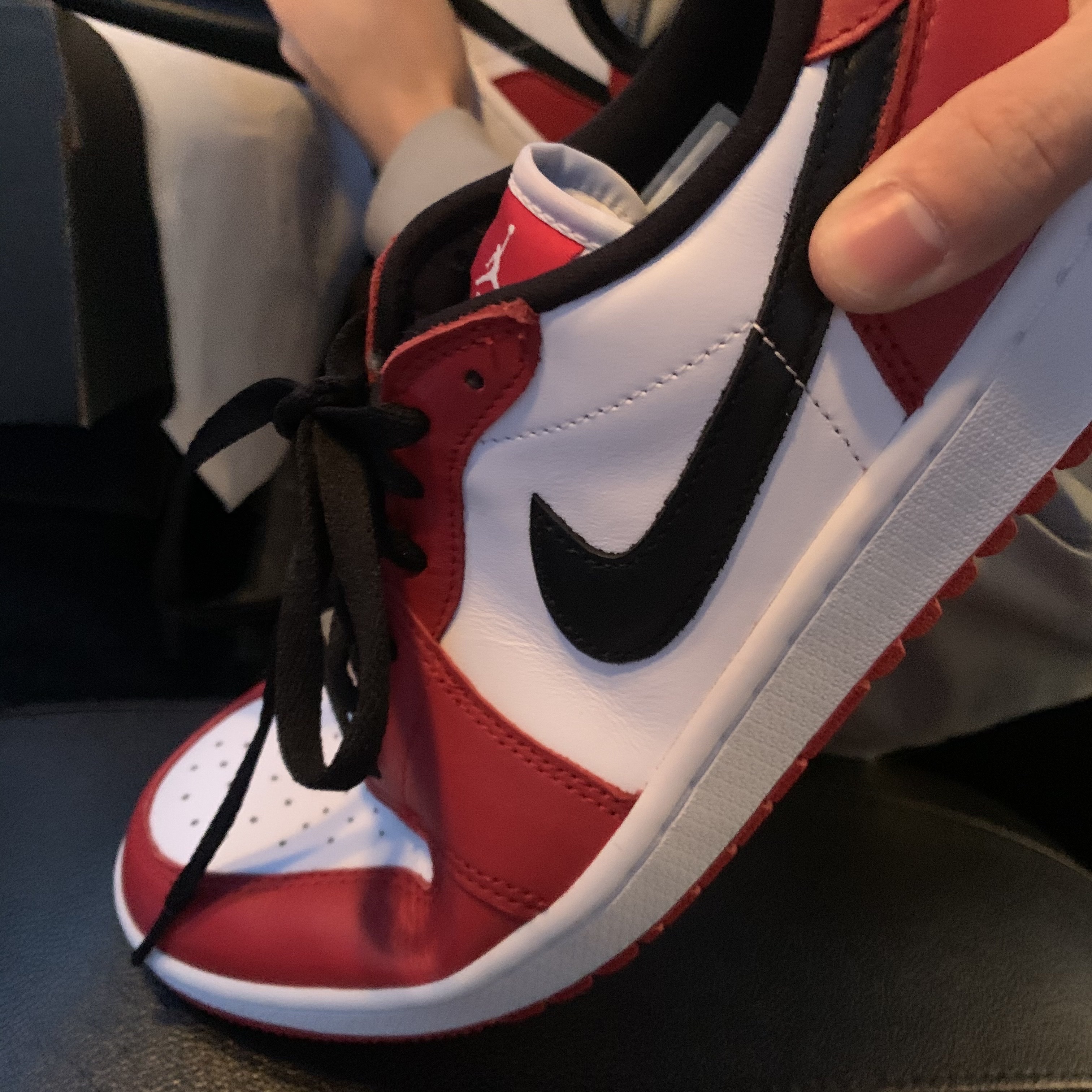 Jordan 1 Low Golf Chicago 착용 스타일 - 2